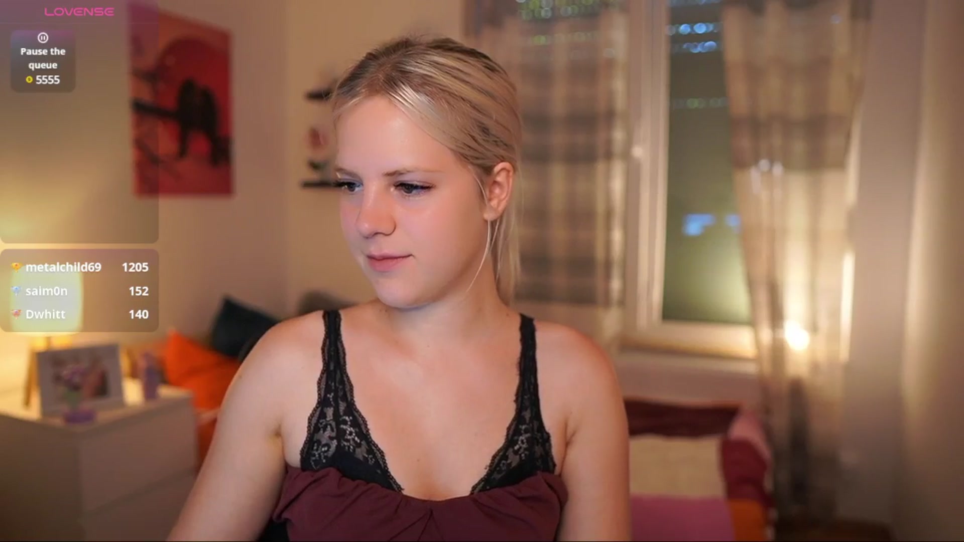 Gallery image thumbnail from Merrilyn__'s myfreecams stream on, 06/23/2025, 16:54 image 10 of 20