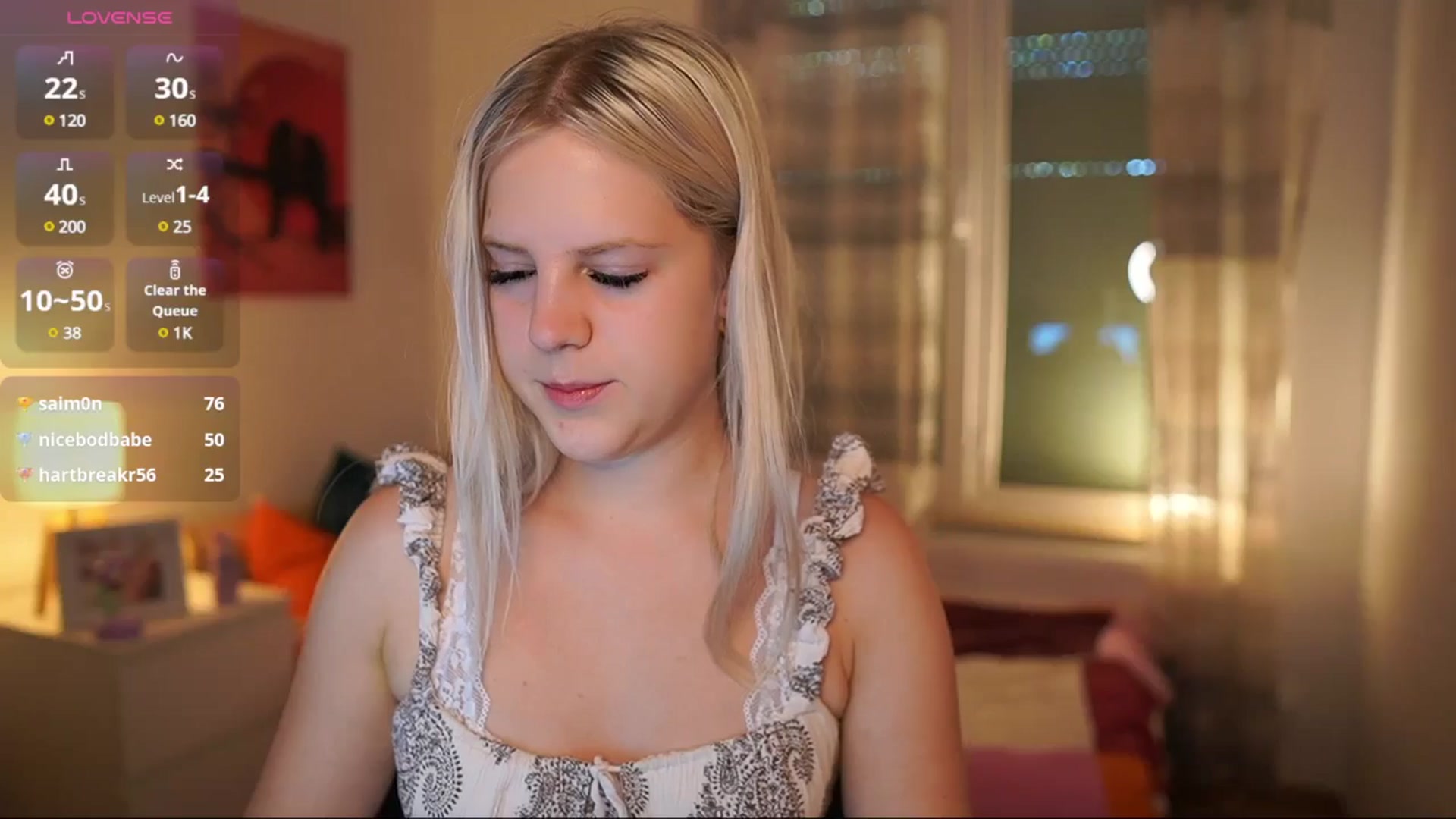 Gallery image thumbnail from Merrilyn__'s myfreecams stream on, 06/24/2025, 15:46 image 7 of 20
