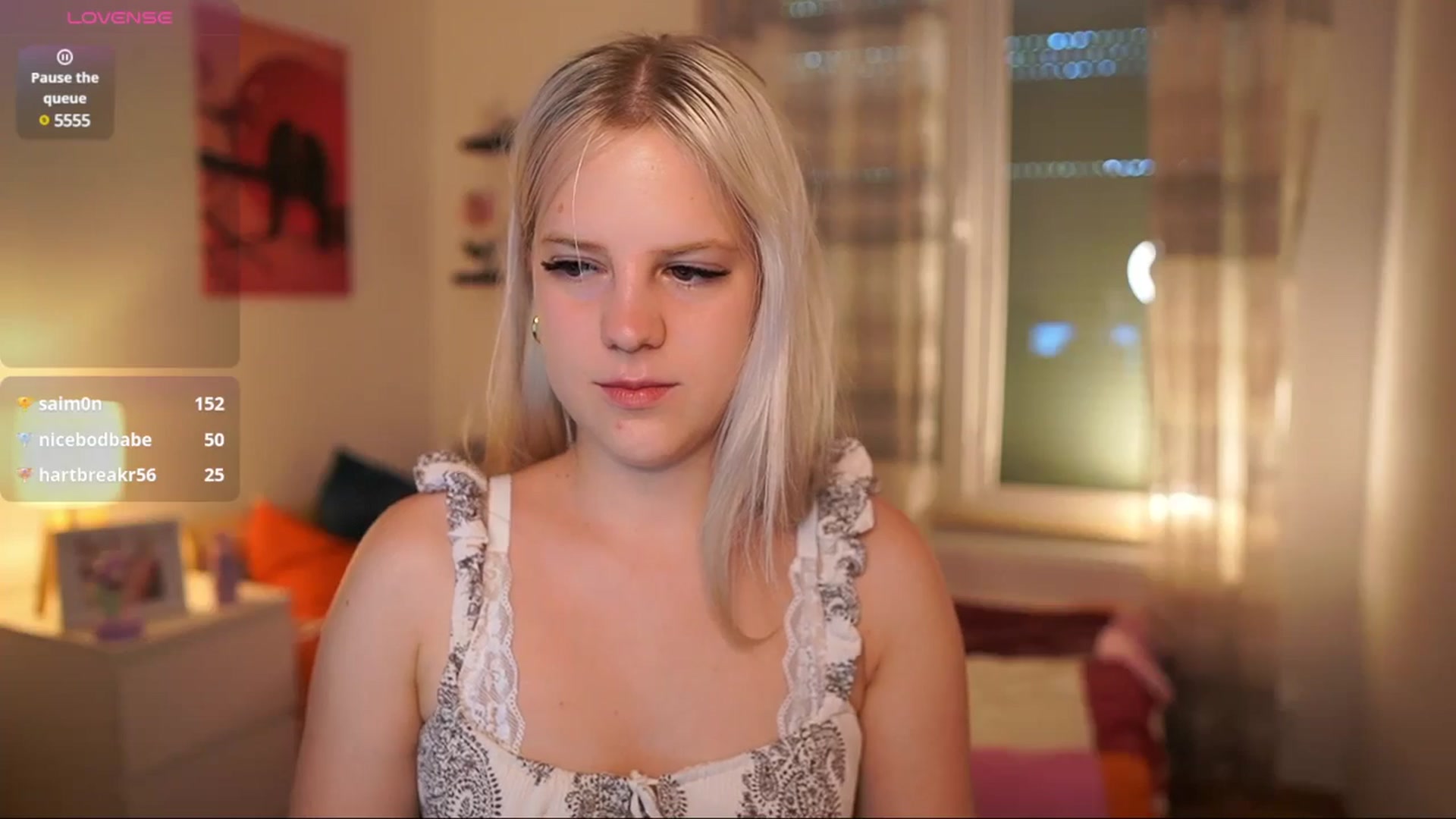 Gallery image thumbnail from Merrilyn__'s myfreecams stream on, 06/24/2025, 15:46 image 10 of 20