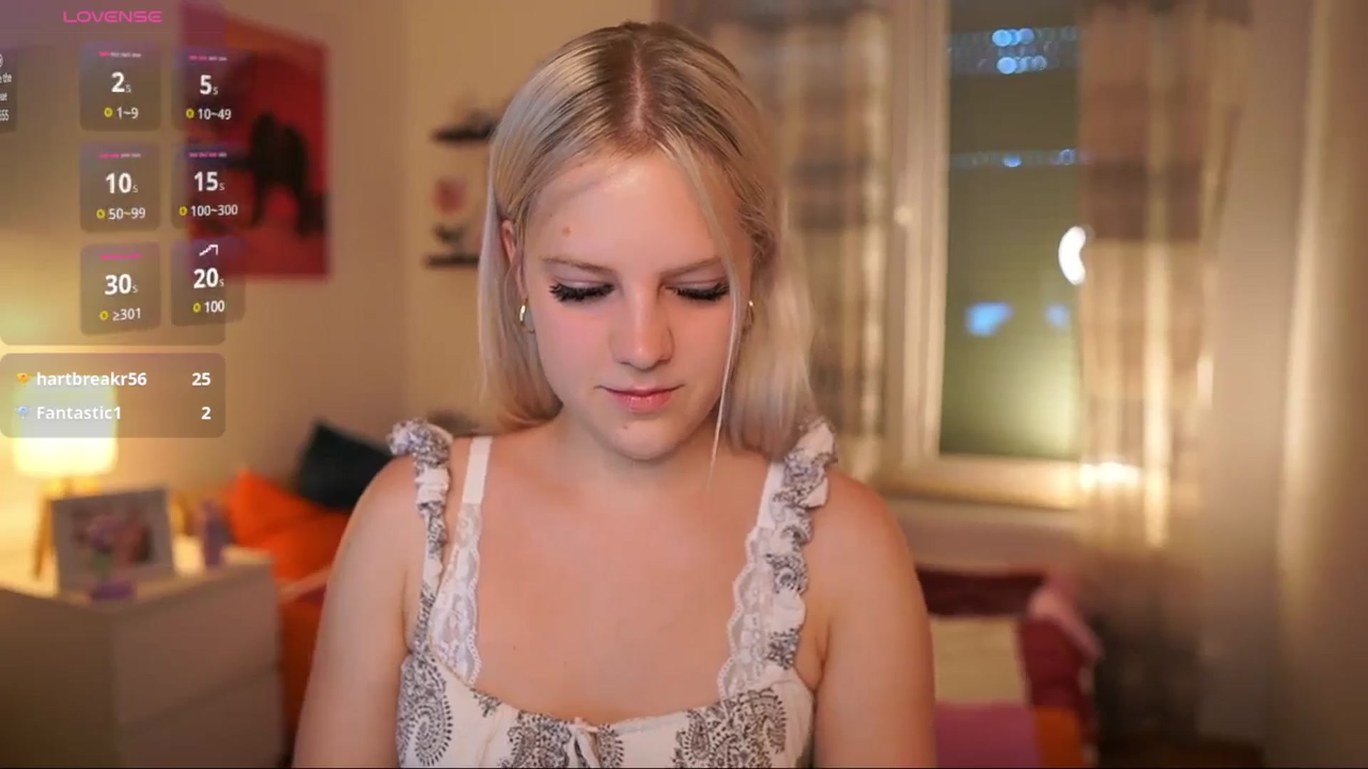 Gallery image thumbnail from Merrilyn__'s myfreecams stream on, 06/24/2025, 15:46 image 2 of 20