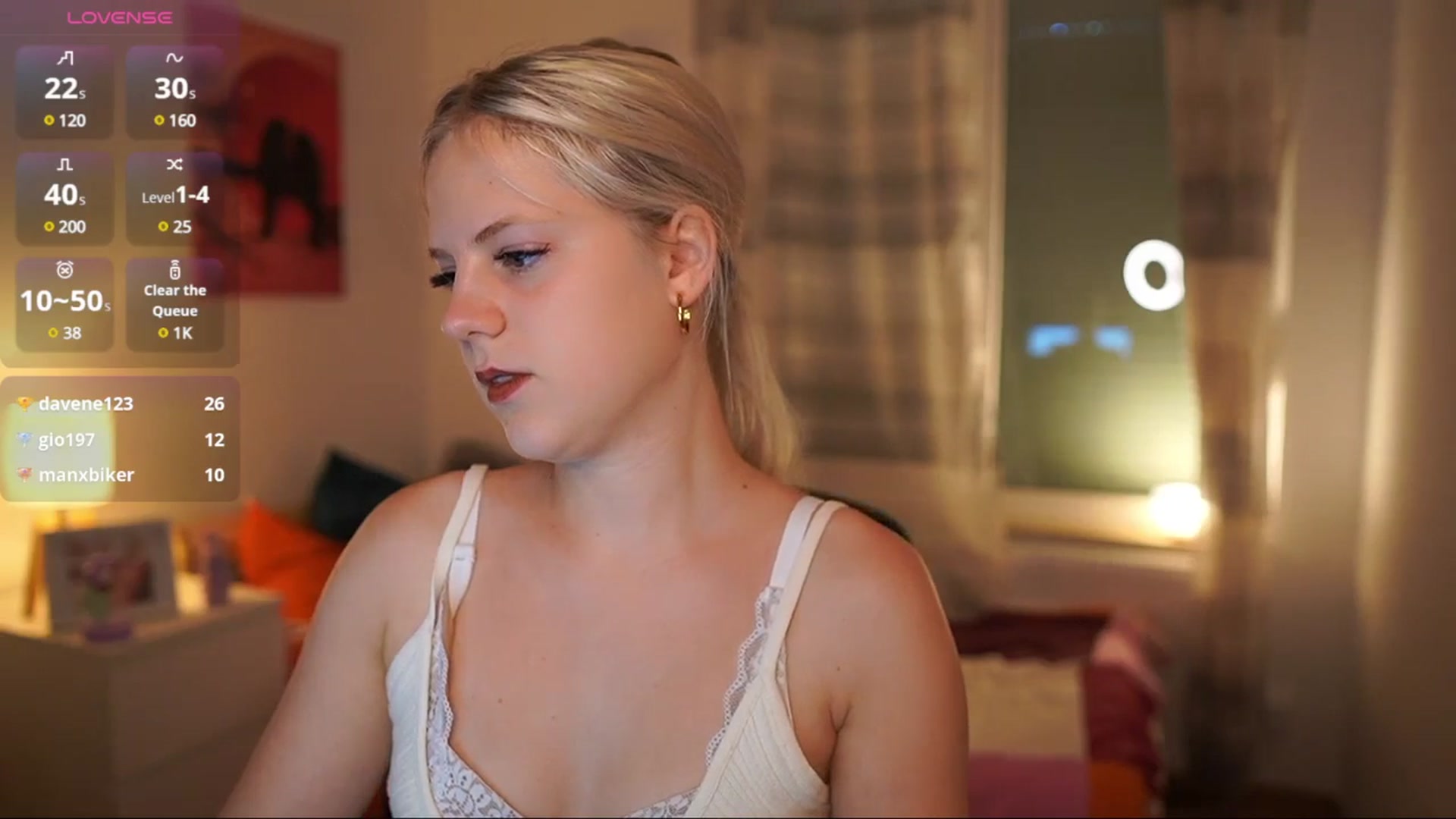 Gallery image thumbnail from Merrilyn__'s myfreecams stream on, 06/25/2025, 16:15 image 8 of 20