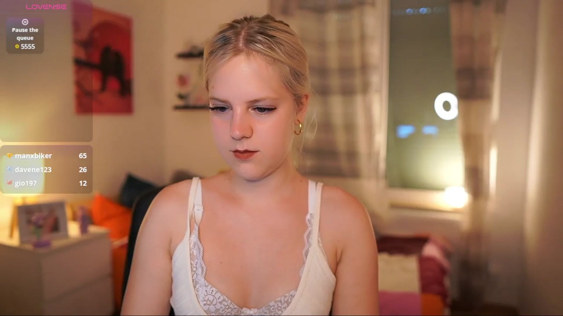 Gallery image thumbnail from Merrilyn__'s myfreecams stream on, 06/25/2025, 16:15 image 20 of 20
