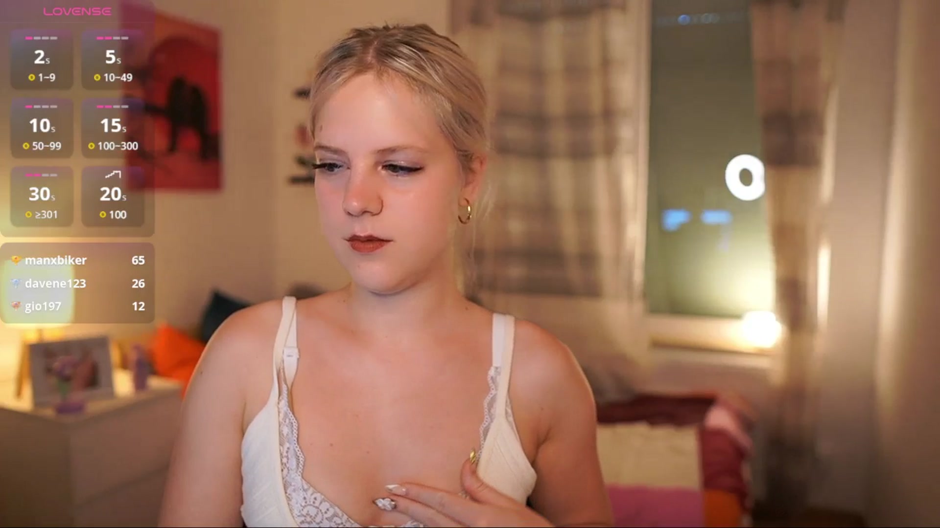 Gallery image thumbnail from Merrilyn__'s myfreecams stream on, 06/25/2025, 16:15 image 11 of 20