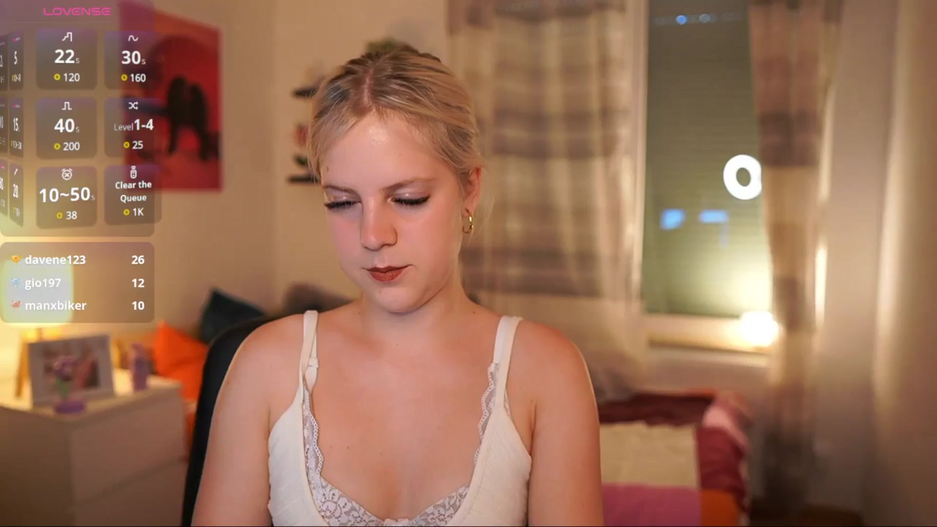 Gallery image thumbnail from Merrilyn__'s myfreecams stream on, 06/25/2025, 16:15 image 1 of 20