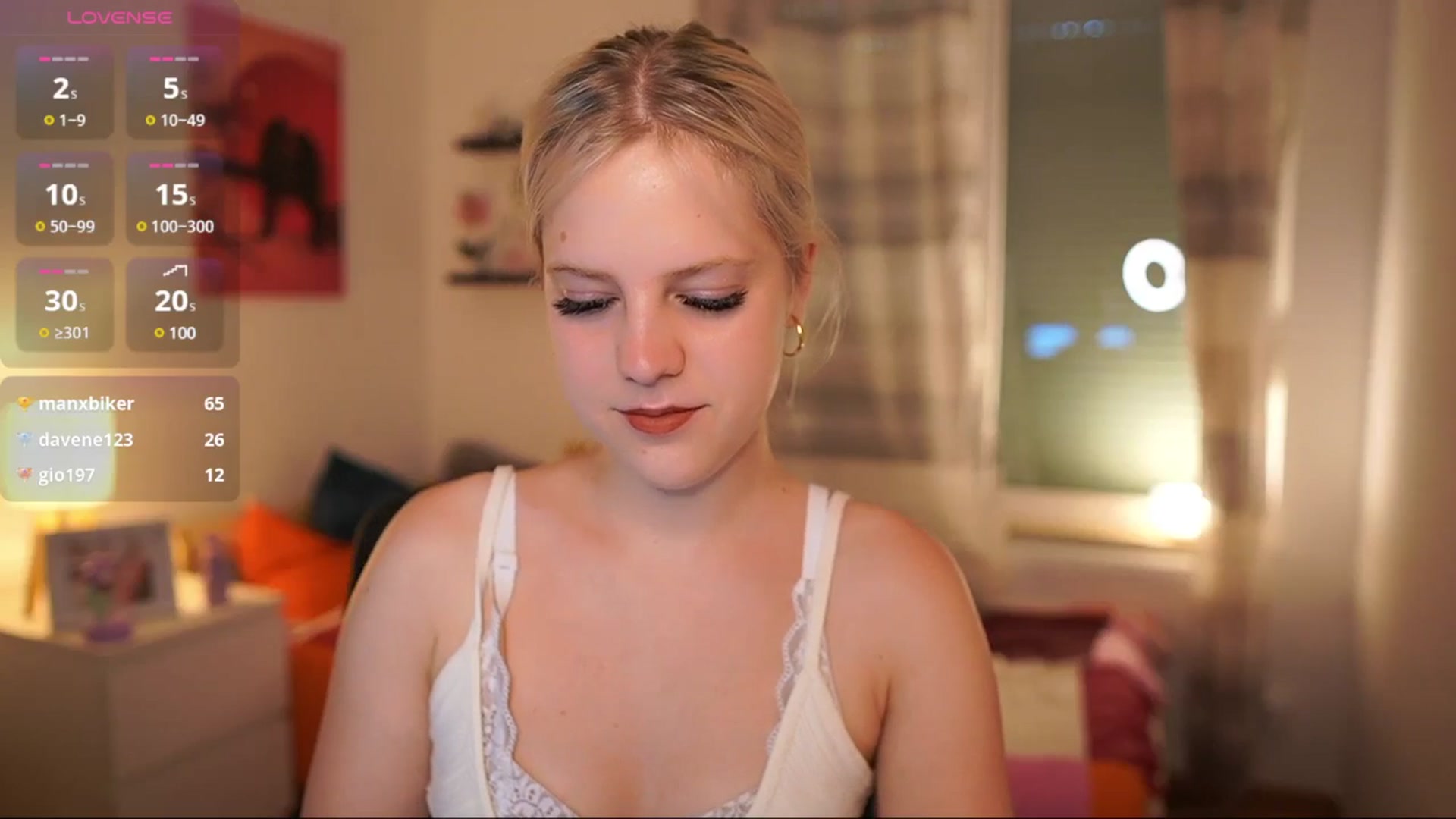 Gallery image thumbnail from Merrilyn__'s myfreecams stream on, 06/25/2025, 16:15 image 16 of 20