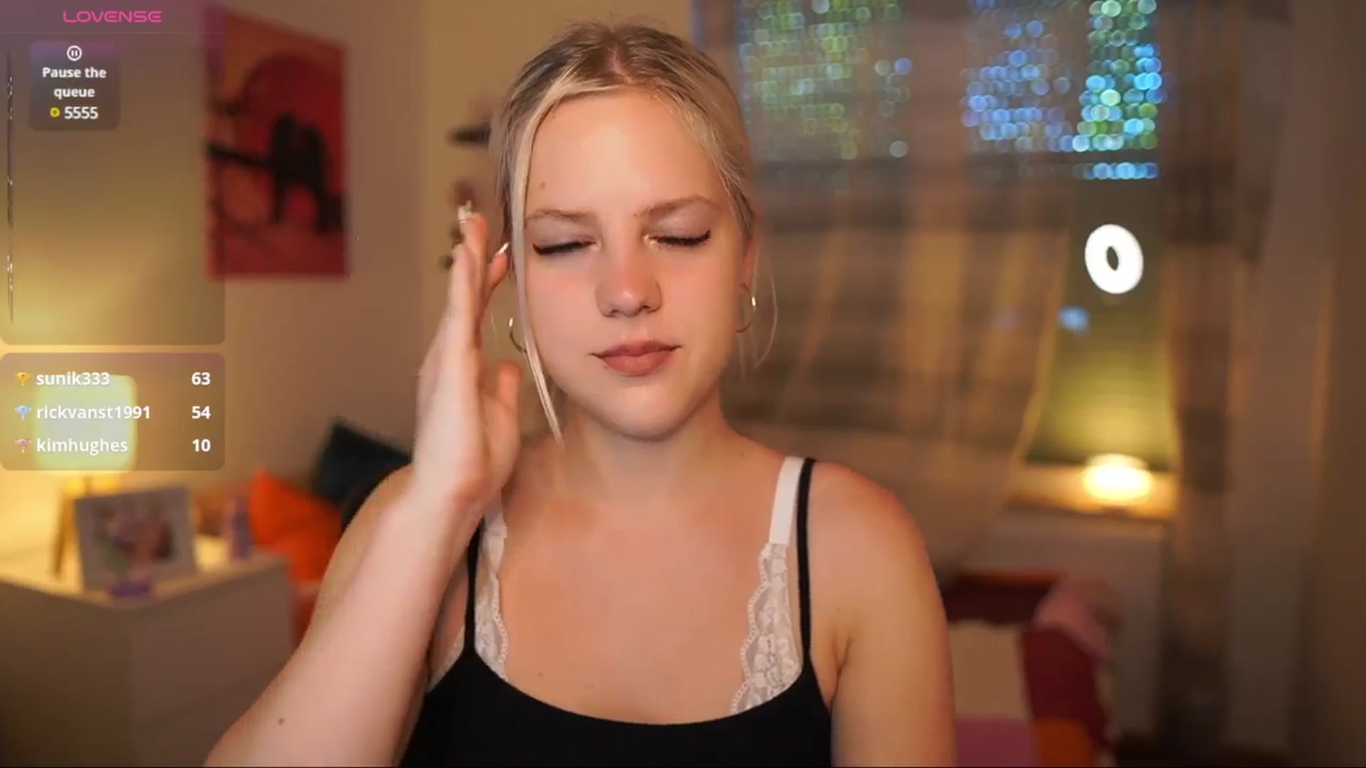 Gallery image thumbnail from Merrilyn__'s myfreecams stream on, 07/01/2025, 16:02 image 10 of 20