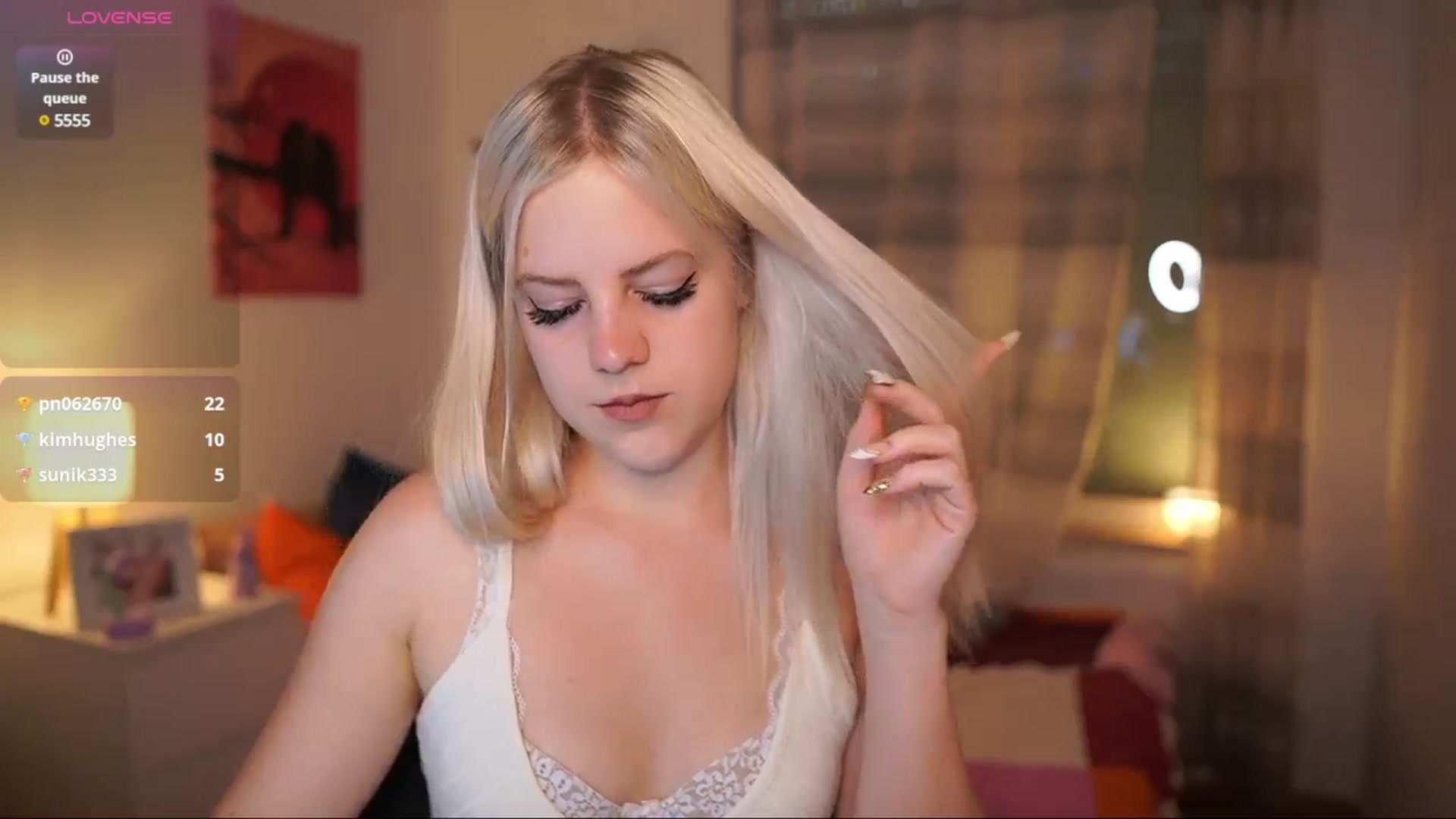Gallery image thumbnail from Merrilyn__'s myfreecams stream on, 07/02/2025, 14:50 image 17 of 20