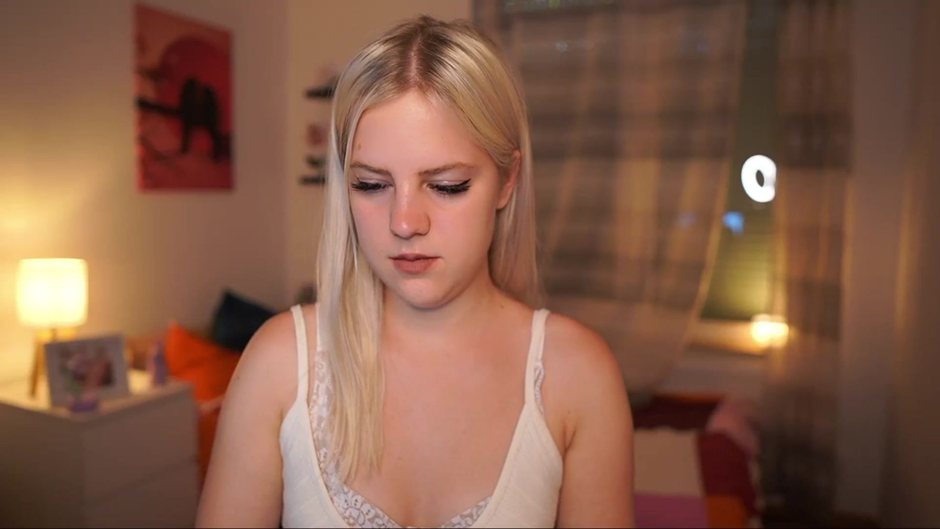 Gallery image thumbnail from Merrilyn__'s myfreecams stream on, 07/02/2025, 15:14 image 14 of 20
