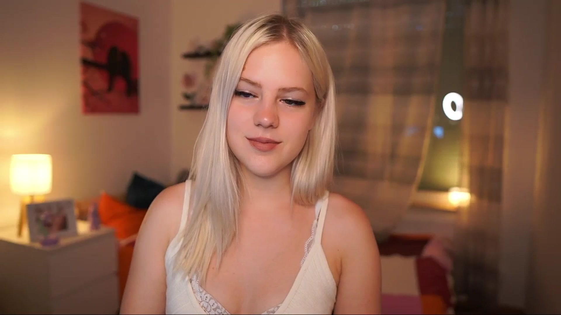 Gallery image thumbnail from Merrilyn__'s myfreecams stream on, 07/02/2025, 15:14 image 4 of 20