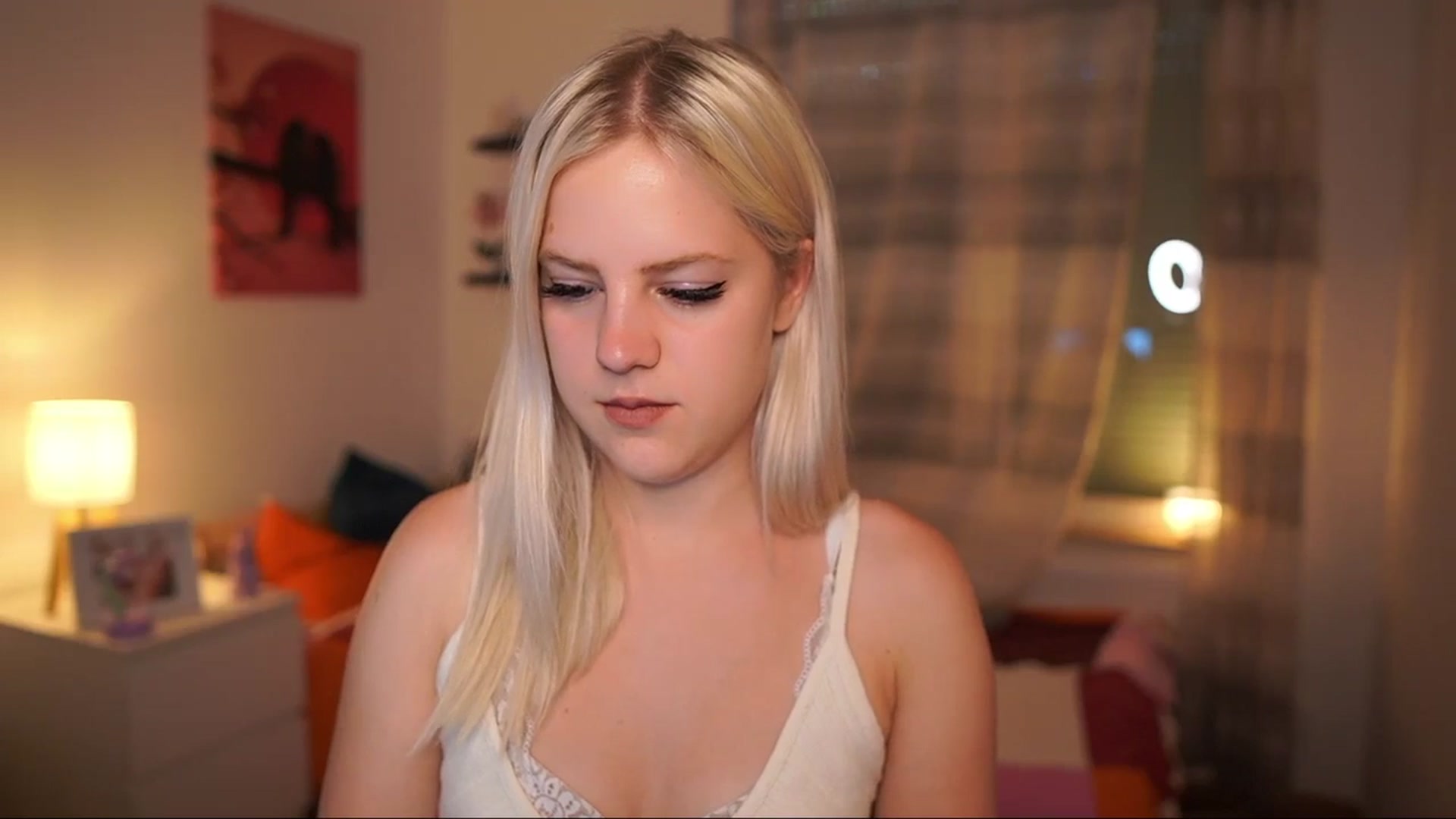 Gallery image thumbnail from Merrilyn__'s myfreecams stream on, 07/02/2025, 15:14 image 5 of 20