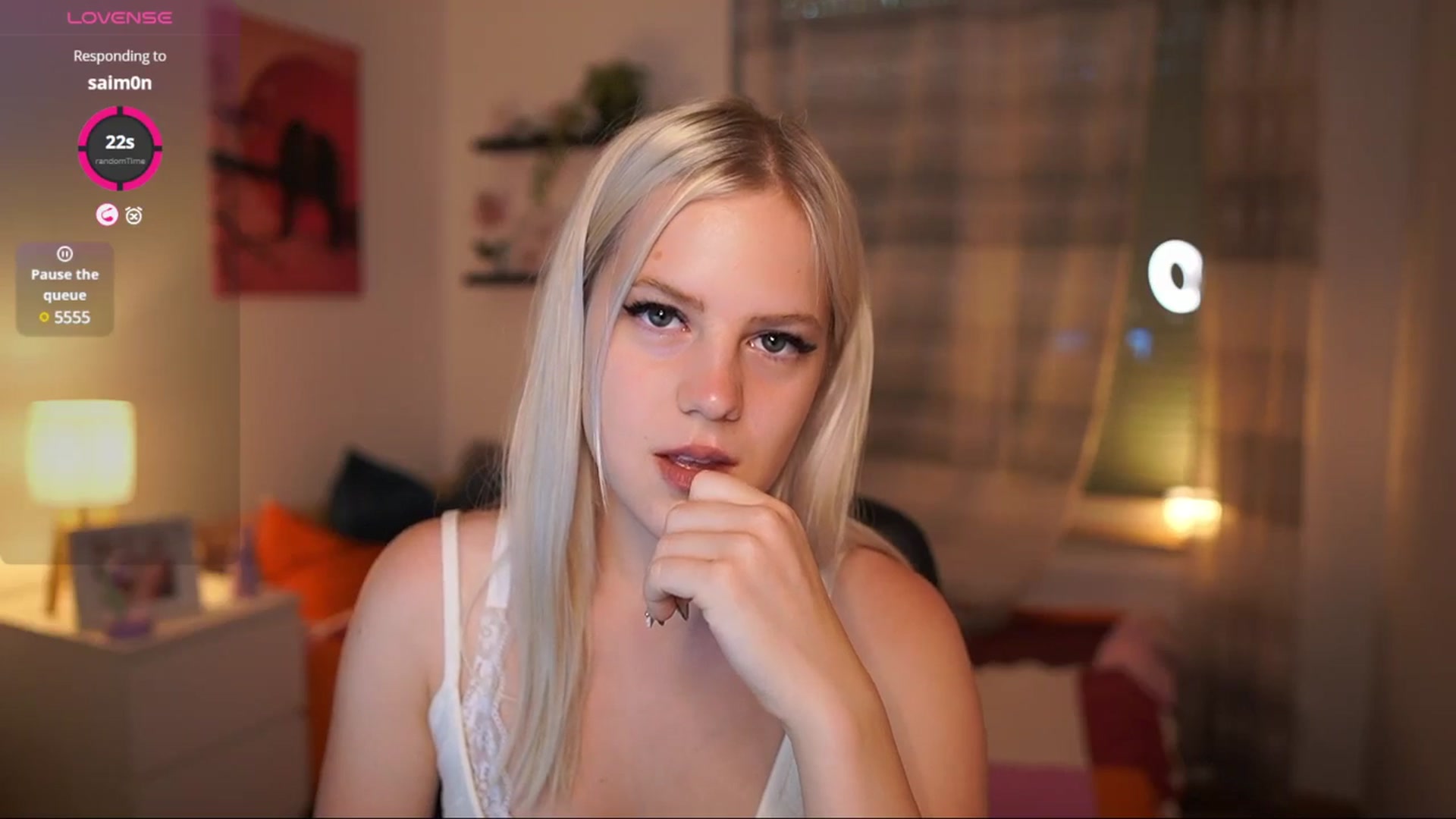 Gallery image thumbnail from Merrilyn__'s myfreecams stream on, 07/02/2025, 15:14 image 16 of 20