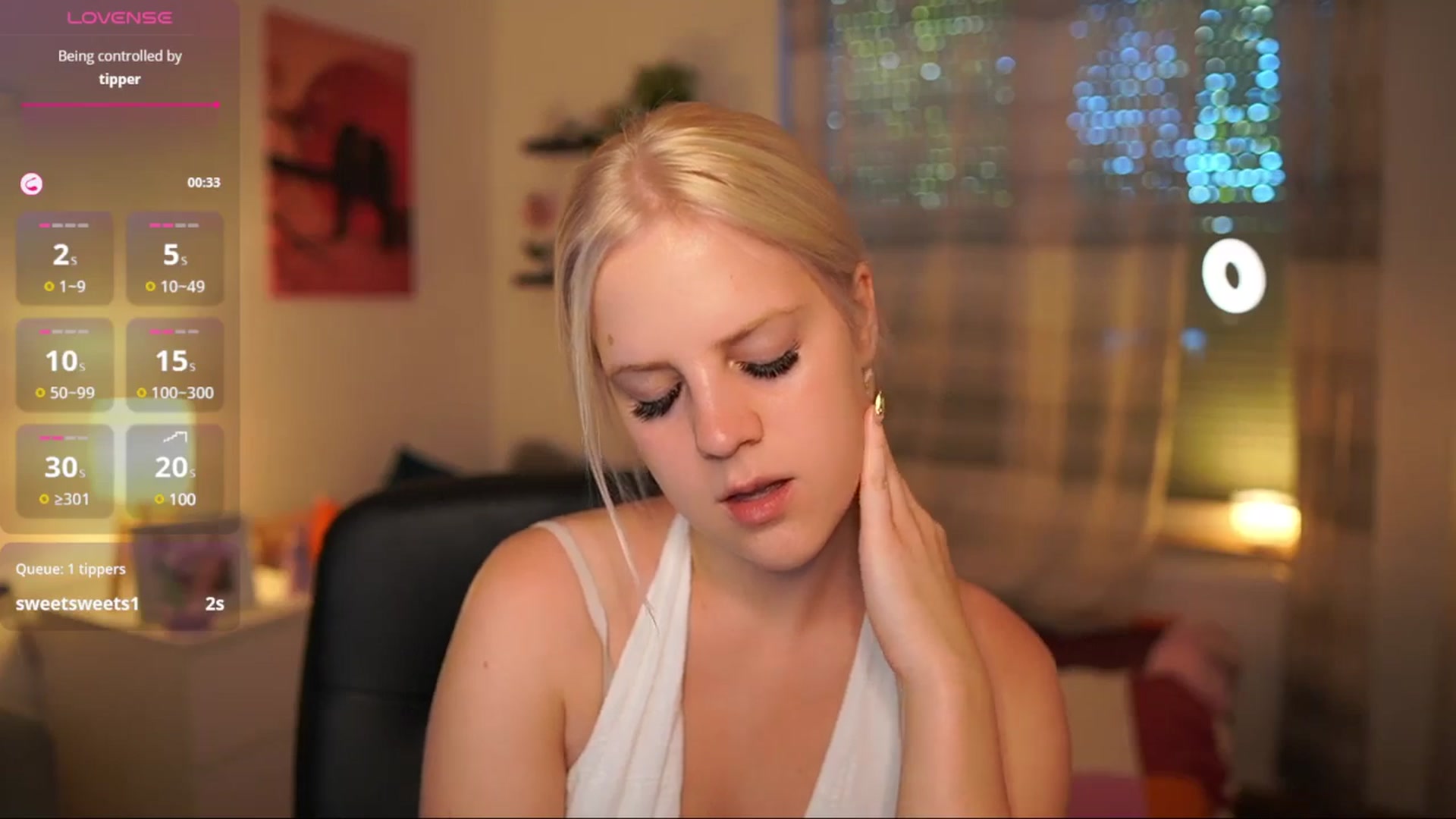Gallery image thumbnail from Merrilyn__'s myfreecams stream on, 07/03/2025, 17:14 image 13 of 20
