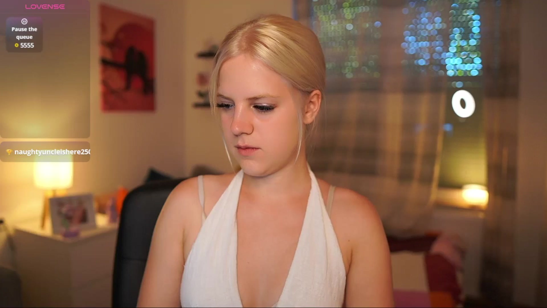 Gallery image thumbnail from Merrilyn__'s myfreecams stream on, 07/03/2025, 17:14 image 12 of 20