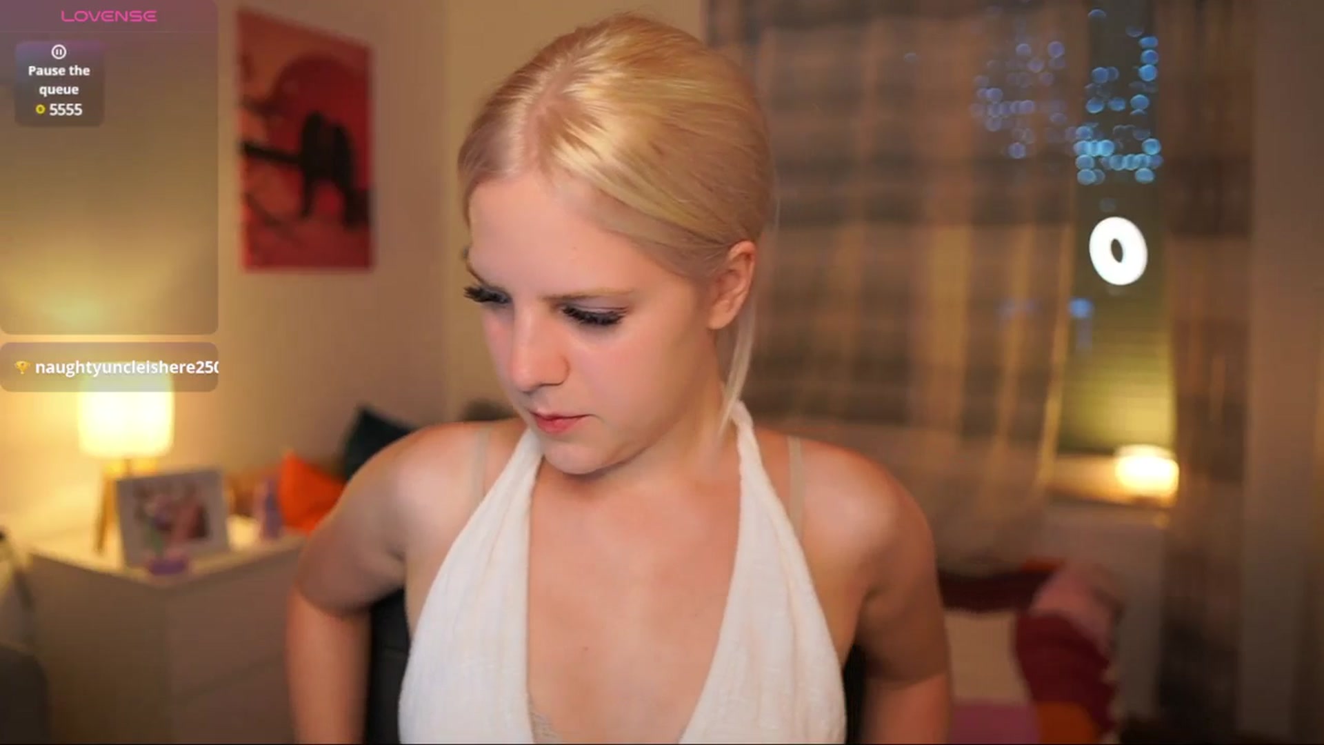 Gallery image thumbnail from Merrilyn__'s myfreecams stream on, 07/03/2025, 18:39 image 16 of 20