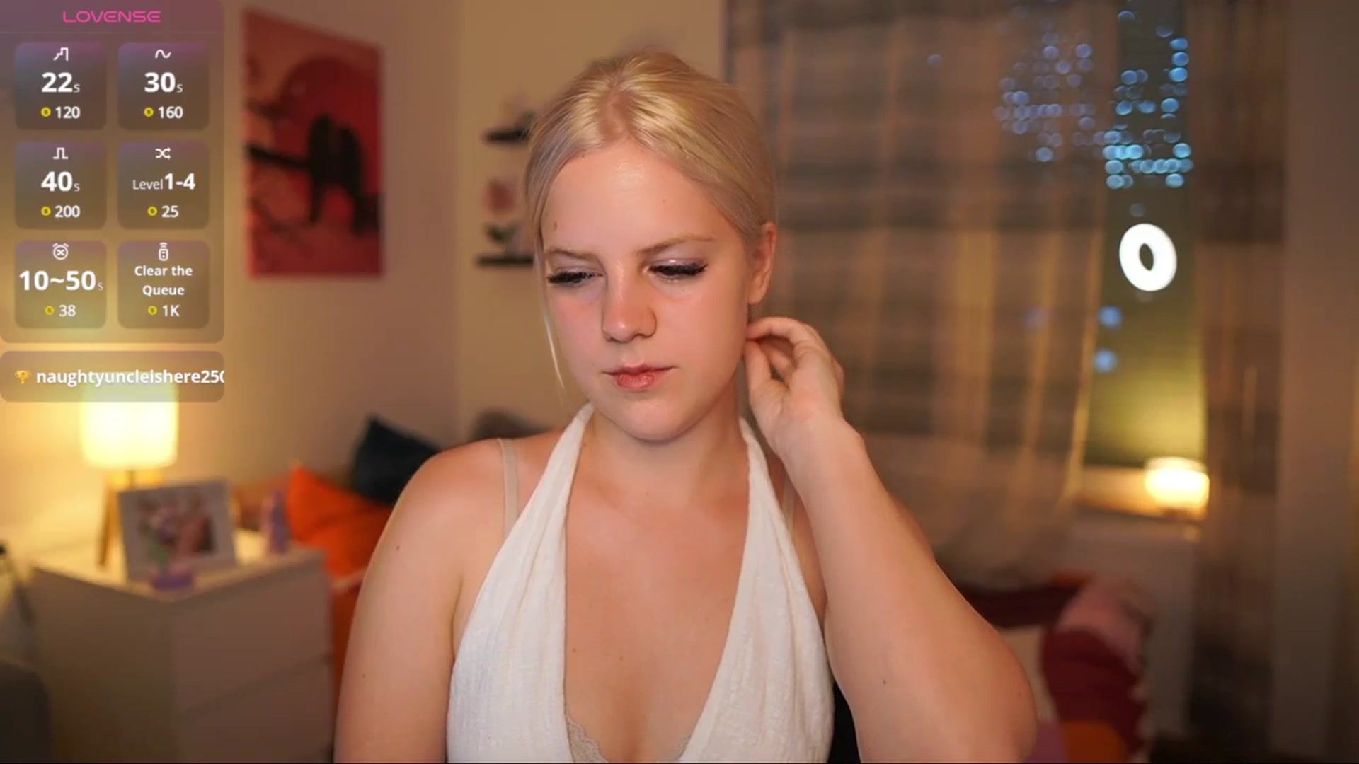 Gallery image thumbnail from Merrilyn__'s myfreecams stream on, 07/03/2025, 18:39 image 15 of 20
