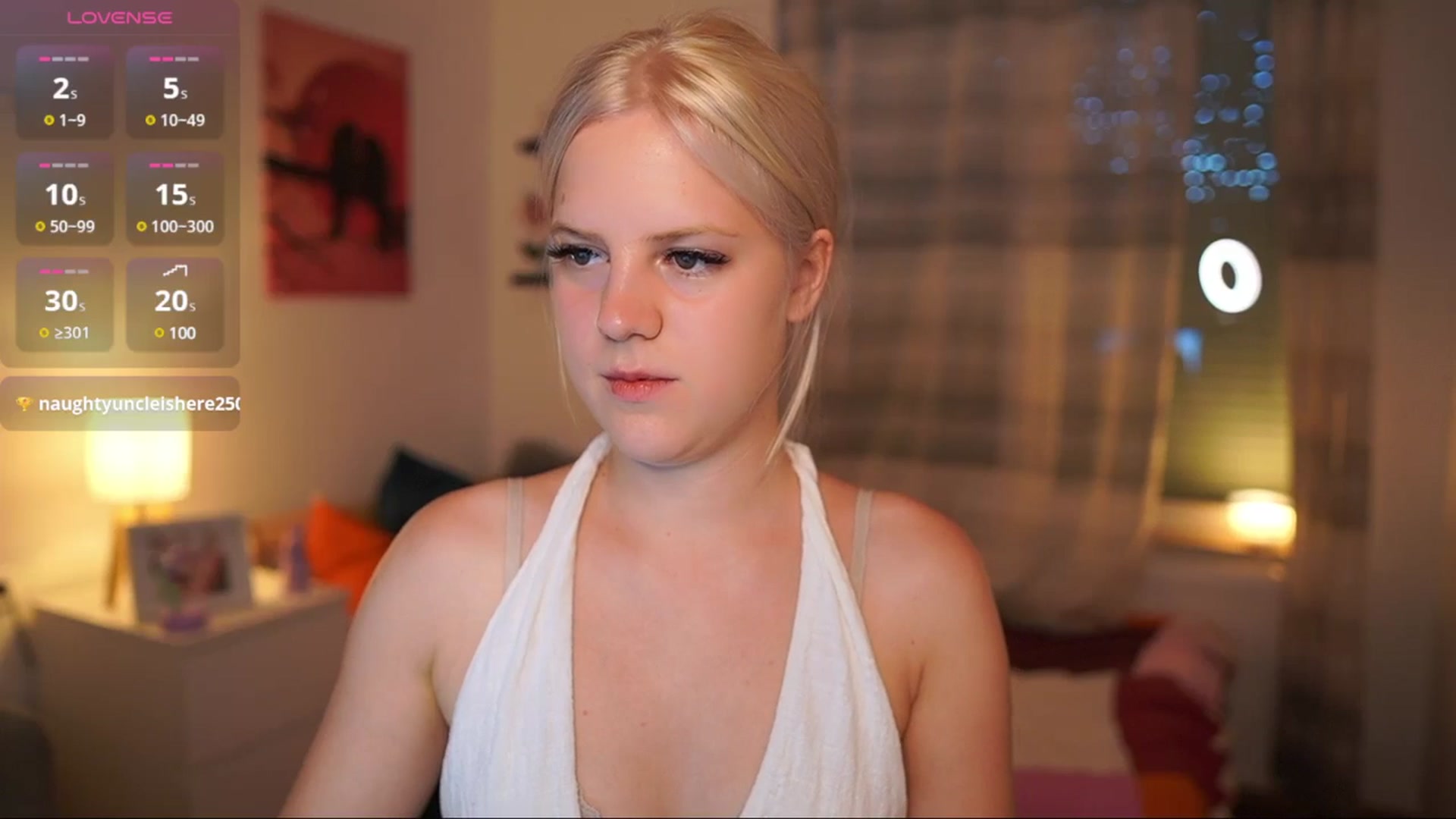 Gallery image thumbnail from Merrilyn__'s myfreecams stream on, 07/03/2025, 18:39 image 18 of 20