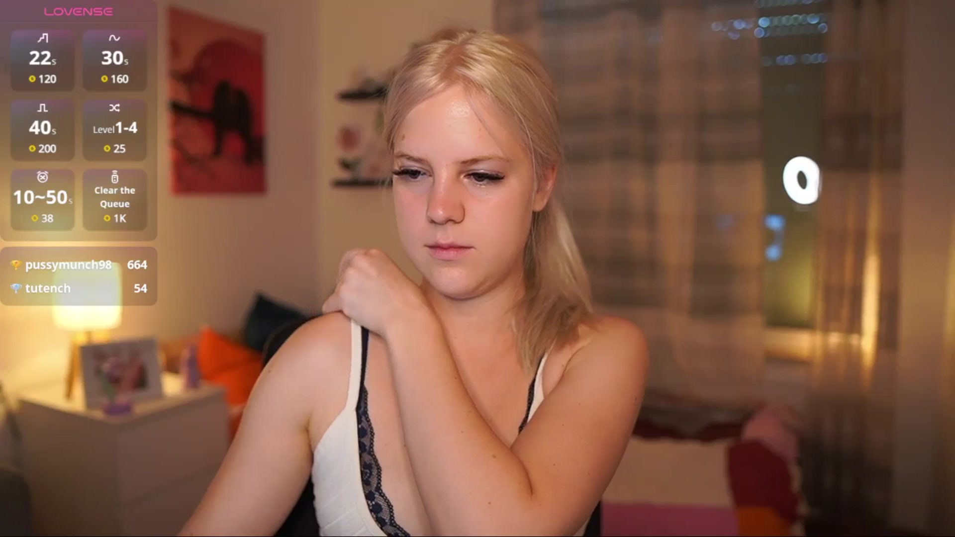 Gallery image thumbnail from Merrilyn__'s myfreecams stream on, 07/04/2025, 11:32 image 8 of 20