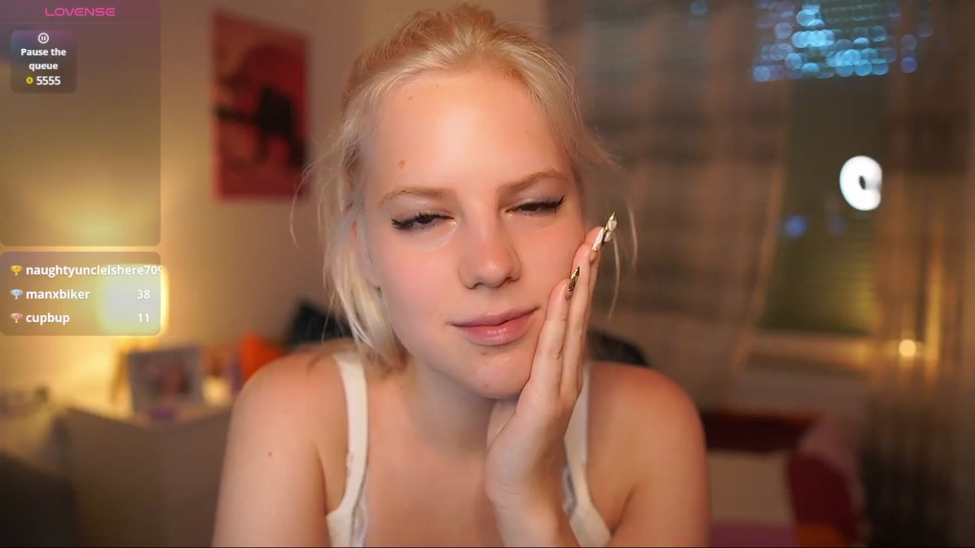 Gallery image thumbnail from Merrilyn__'s myfreecams stream on, 07/07/2025, 17:31 image 18 of 20