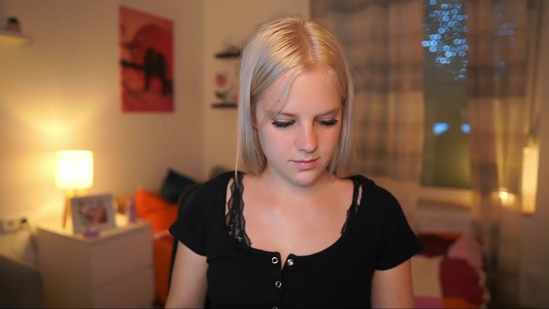 Gallery image thumbnail from Merrilyn__'s myfreecams stream on, 07/08/2025, 17:46 image 15 of 20