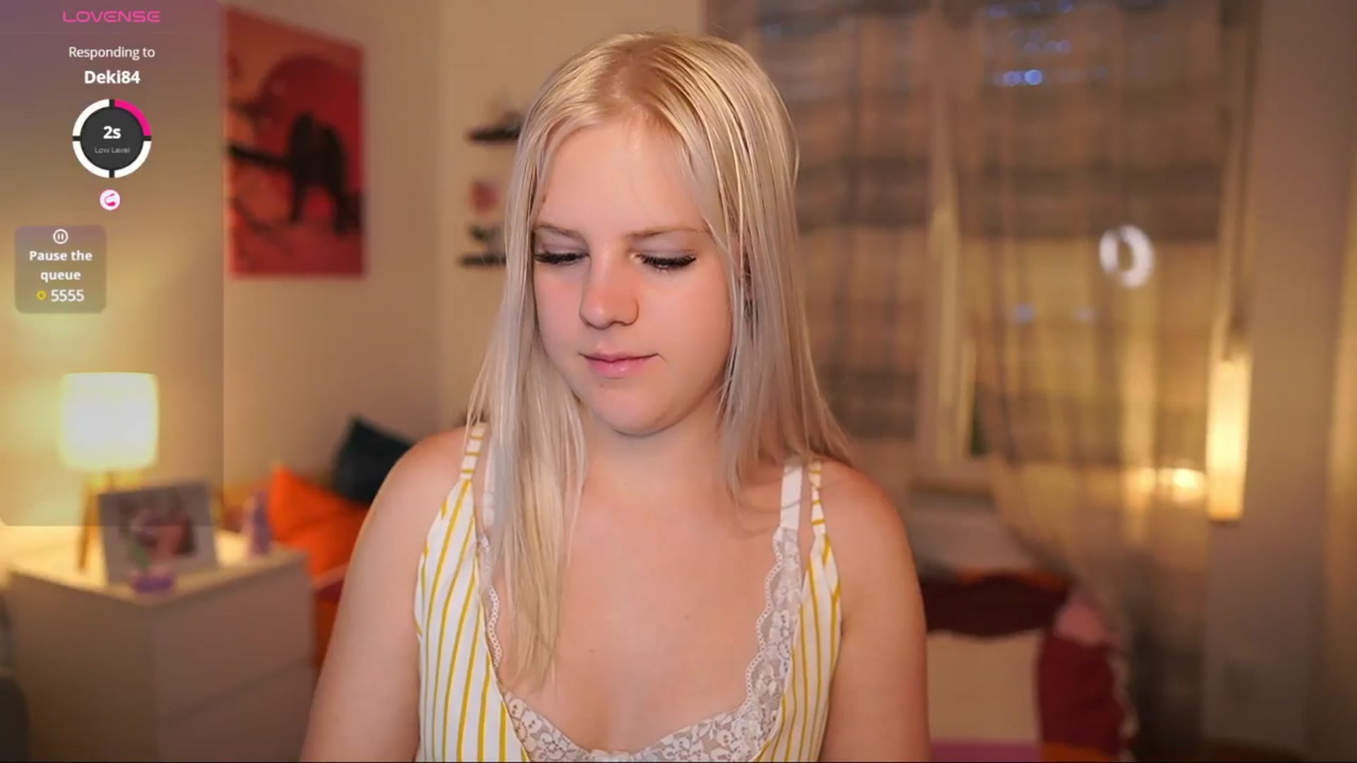 Gallery image thumbnail from Merrilyn__'s myfreecams stream on, 07/10/2025, 16:38 image 2 of 20