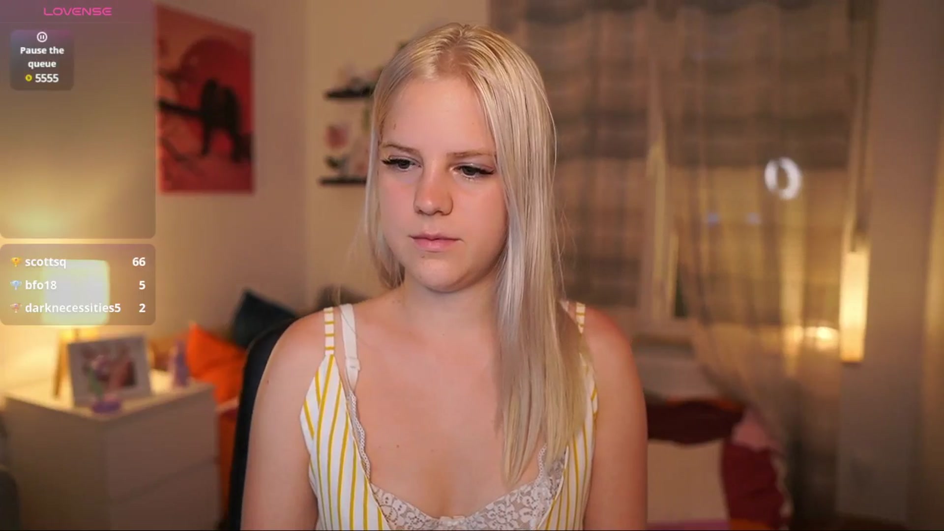 Gallery image thumbnail from Merrilyn__'s myfreecams stream on, 07/10/2025, 18:17 image 12 of 20