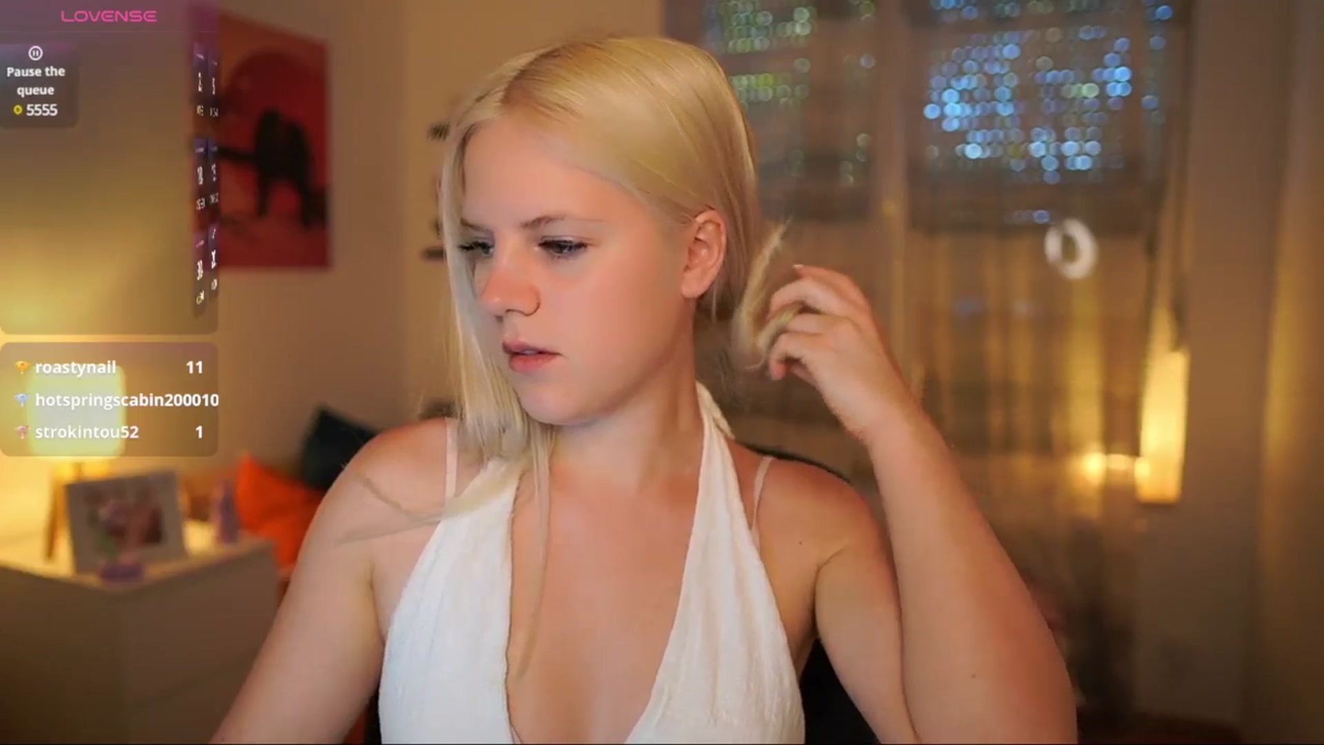 Gallery image thumbnail from Merrilyn__'s myfreecams stream on, 07/18/2025, 16:55 image 6 of 20