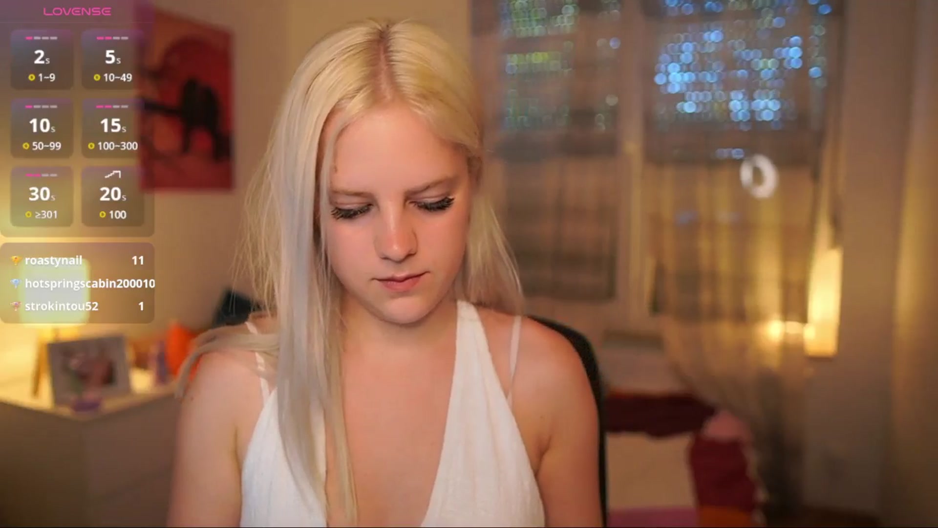 Gallery image thumbnail from Merrilyn__'s myfreecams stream on, 07/18/2025, 16:55 image 11 of 20