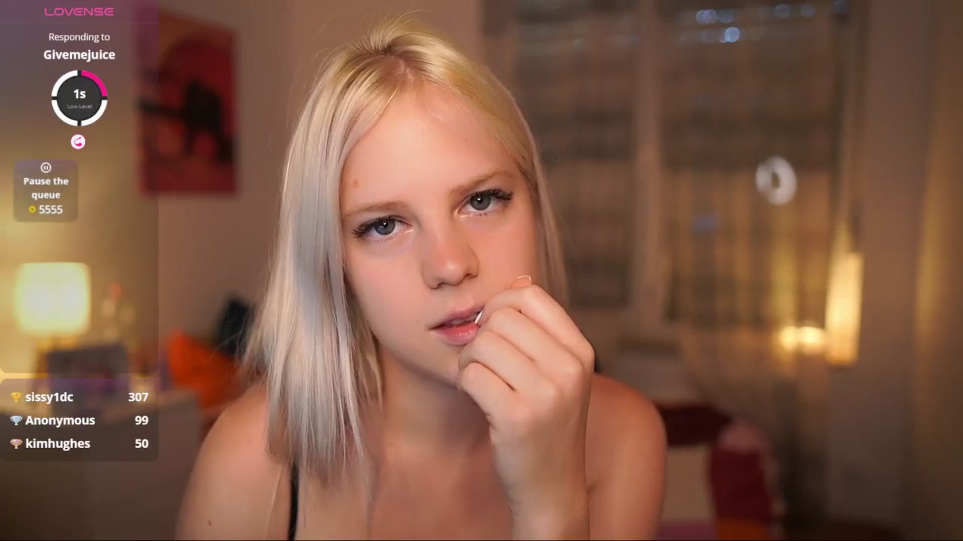 Gallery image thumbnail from Merrilyn__'s myfreecams stream on, 07/21/2025, 15:58 image 17 of 20