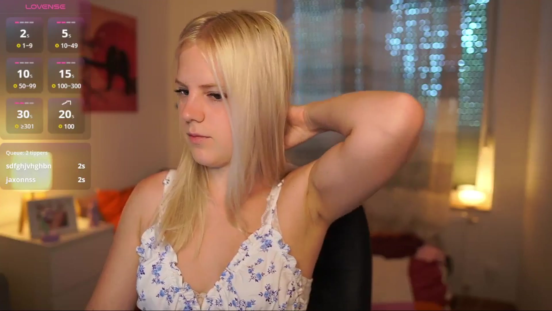 Gallery image thumbnail from Merrilyn__'s myfreecams stream on, 07/29/2025, 13:19 image 6 of 20