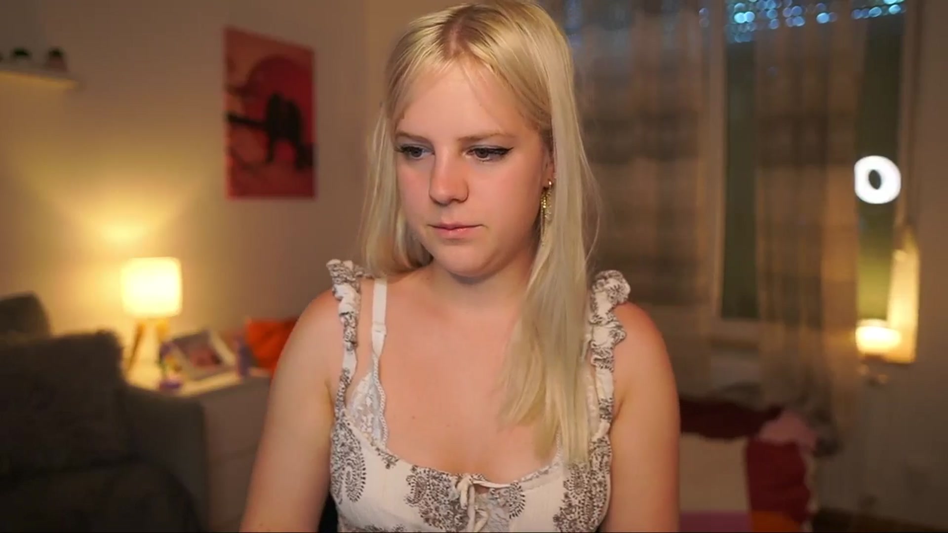 Gallery image thumbnail from Merrilyn__'s myfreecams stream on, 08/01/2025, 14:25 image 11 of 20