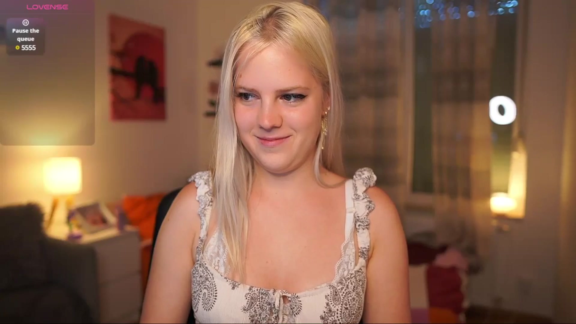 Gallery image thumbnail from Merrilyn__'s myfreecams stream on, 08/01/2025, 16:53 image 15 of 20