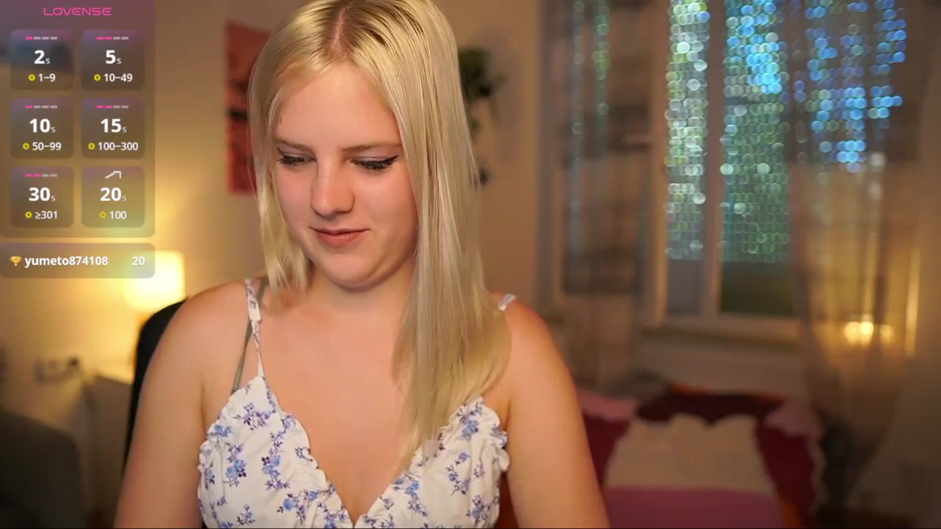 Gallery image thumbnail from Merrilyn__'s myfreecams stream on, 08/04/2025, 16:21 image 3 of 20