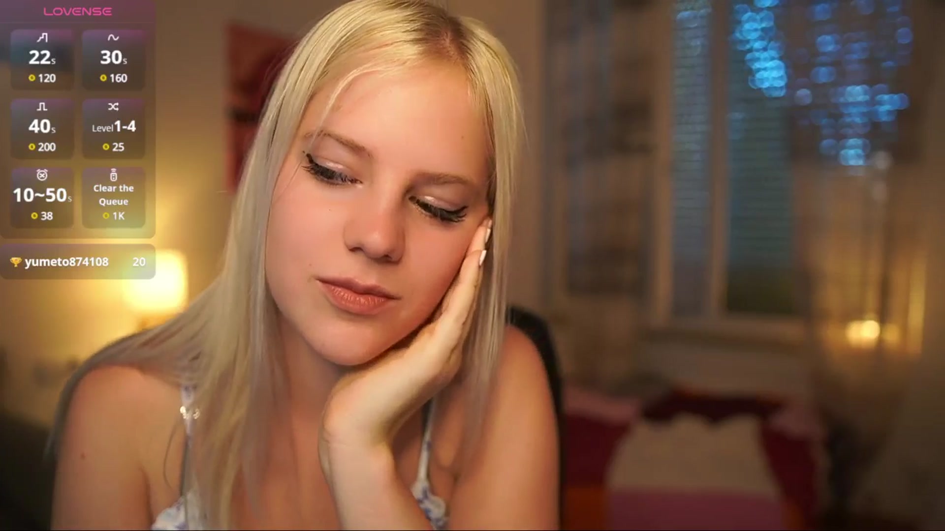 Gallery image thumbnail from Merrilyn__'s myfreecams stream on, 08/04/2025, 16:21 image 8 of 20