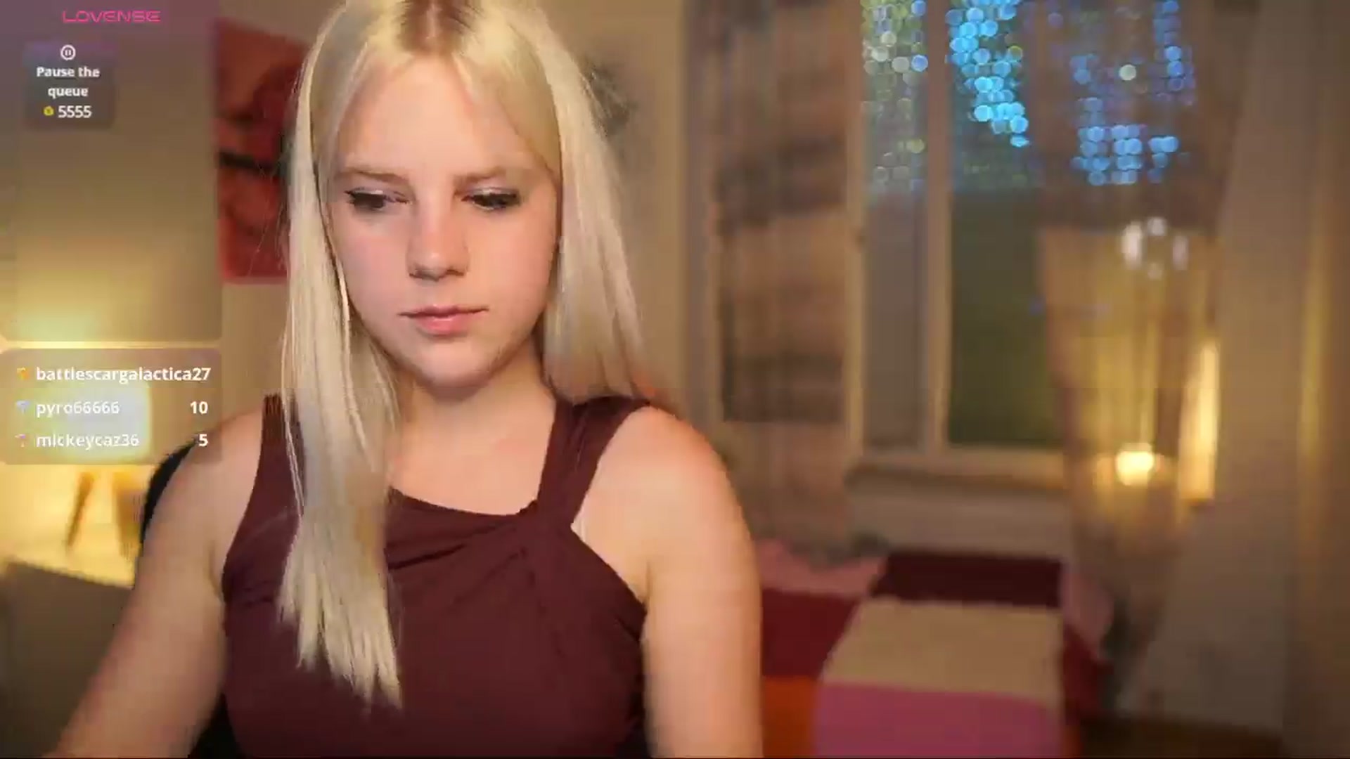 Gallery image thumbnail from Merrilyn__'s myfreecams stream on, 08/05/2025, 17:46 image 17 of 20