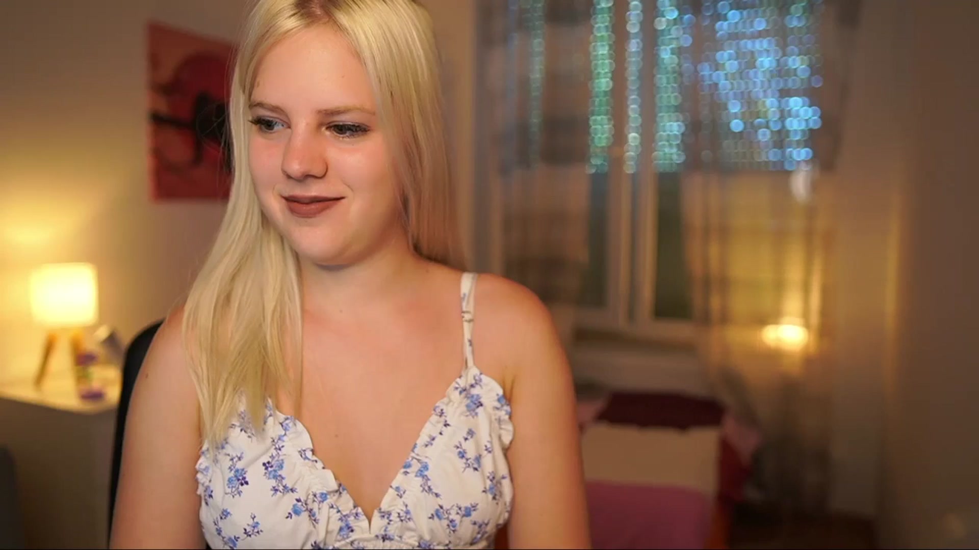 Gallery image thumbnail from Merrilyn__'s myfreecams stream on, 08/06/2025, 14:06 image 2 of 20