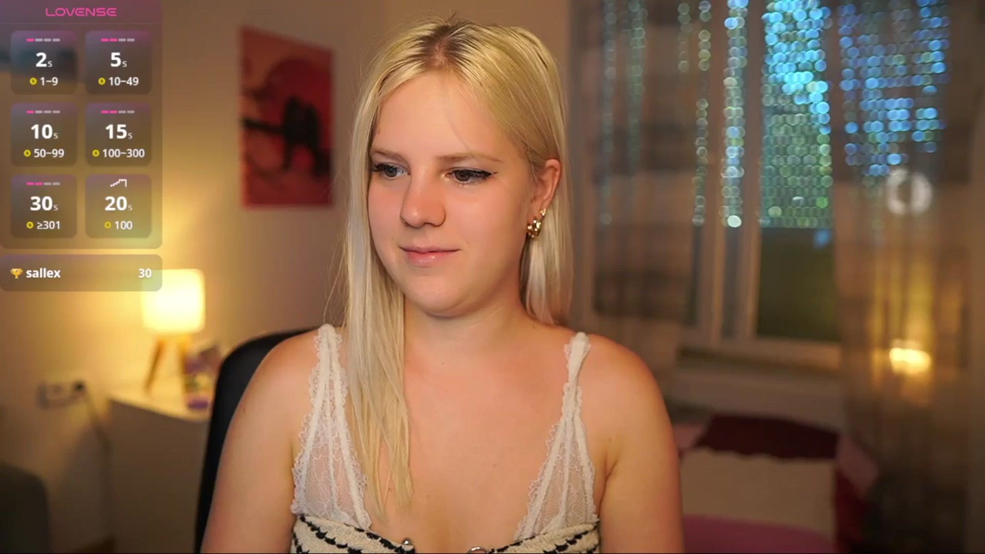 Gallery image thumbnail from Merrilyn__'s myfreecams stream on, 08/07/2025, 14:32 image 18 of 20