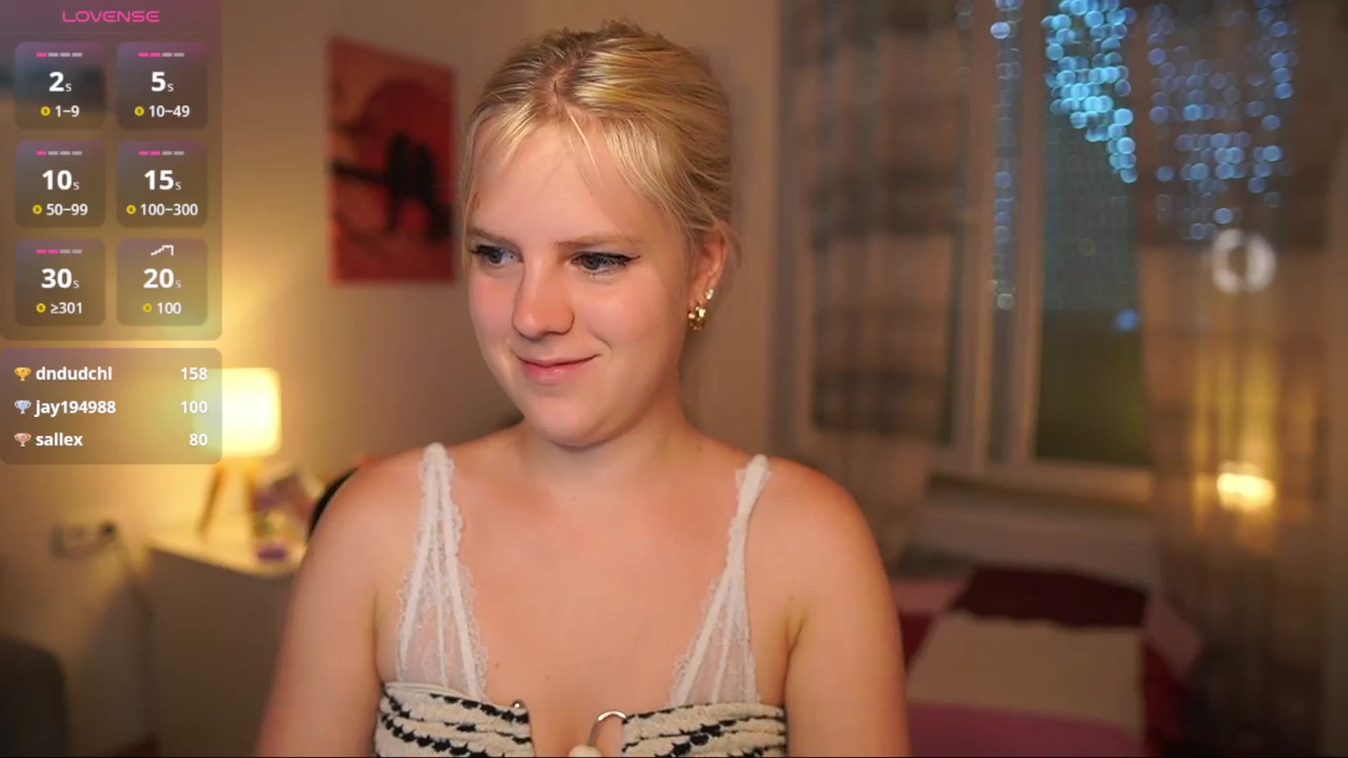 Gallery image thumbnail from Merrilyn__'s myfreecams stream on, 08/07/2025, 17:42 image 7 of 20