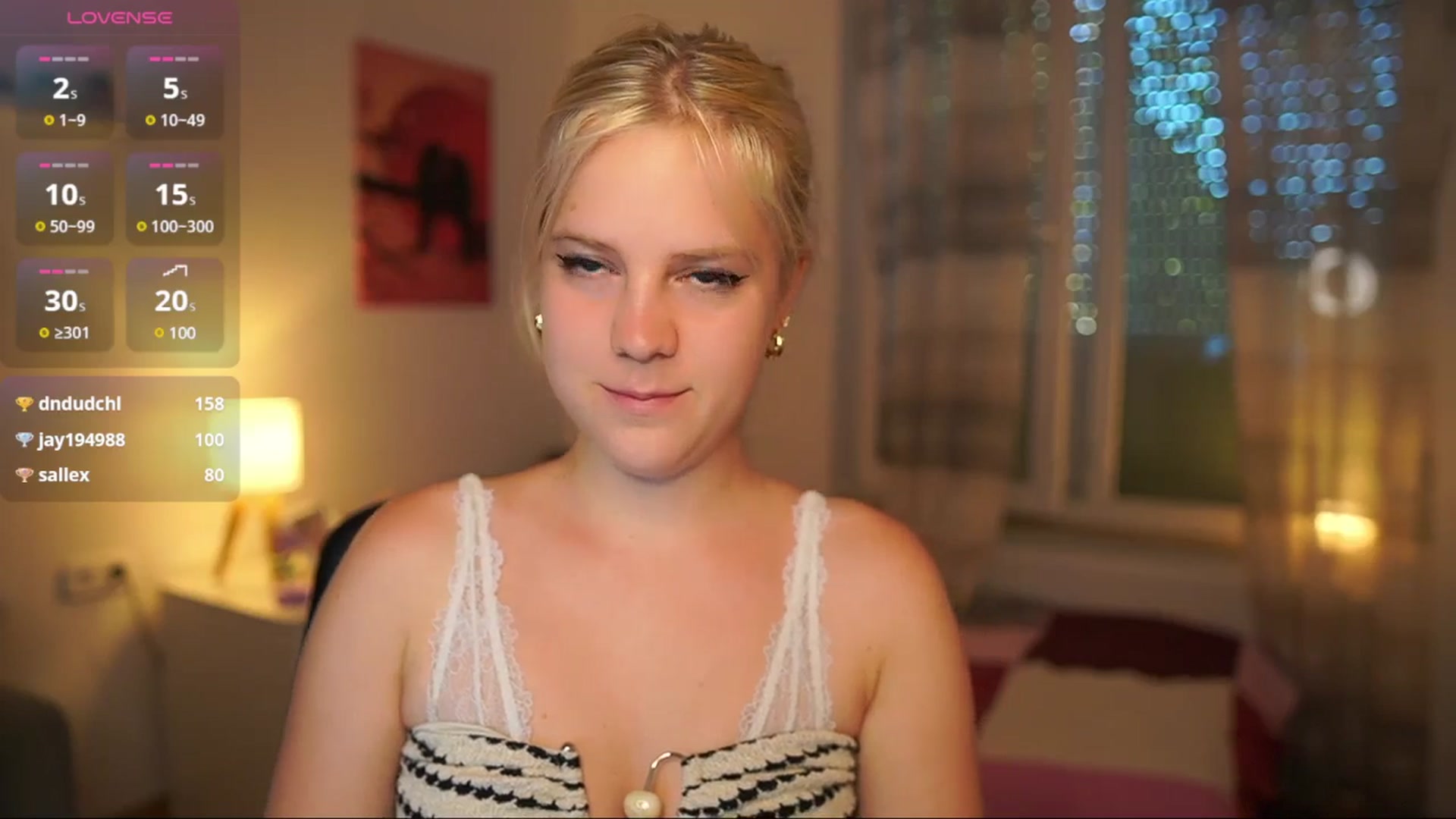 Gallery image thumbnail from Merrilyn__'s myfreecams stream on, 08/07/2025, 17:42 image 3 of 20