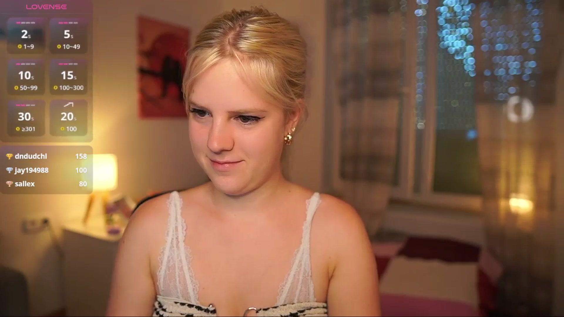 Gallery image thumbnail from Merrilyn__'s myfreecams stream on, 08/07/2025, 17:42 image 8 of 20