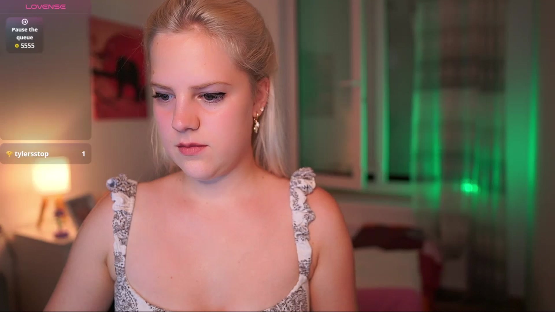 Gallery image thumbnail from Merrilyn__'s myfreecams stream on, 08/12/2025, 20:51 image 11 of 20