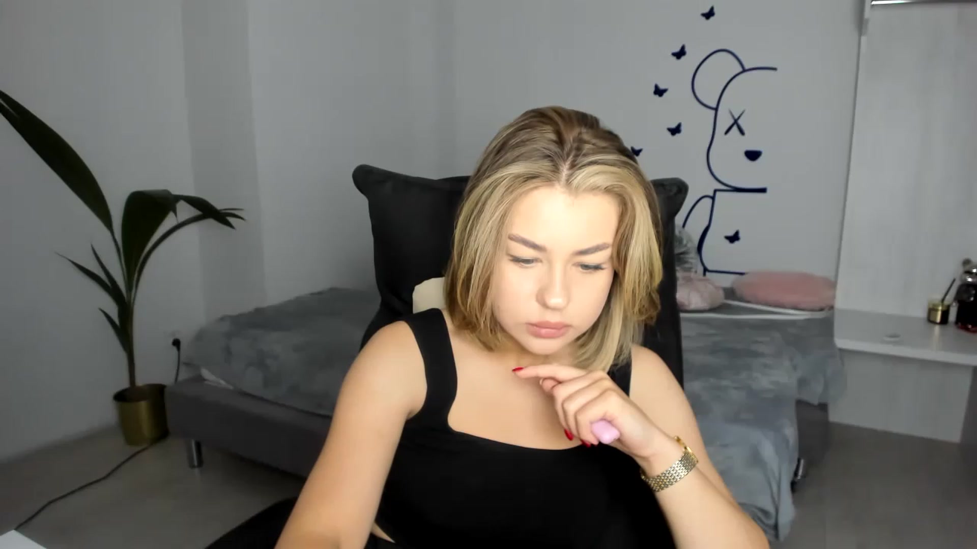 Gallery image thumbnail from MerryBerries's myfreecams stream on, 06/11/2023, 19:03 image 9 of 20