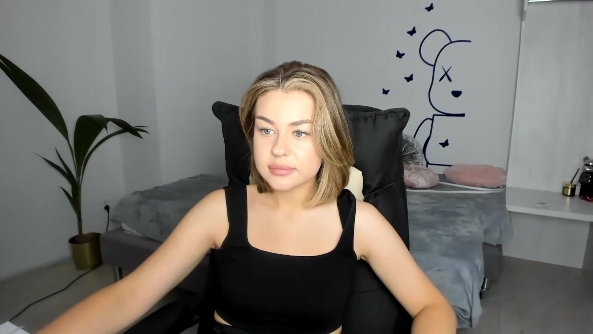 Gallery image thumbnail from MerryBerries's myfreecams stream on, 06/11/2023, 19:03 image 14 of 20