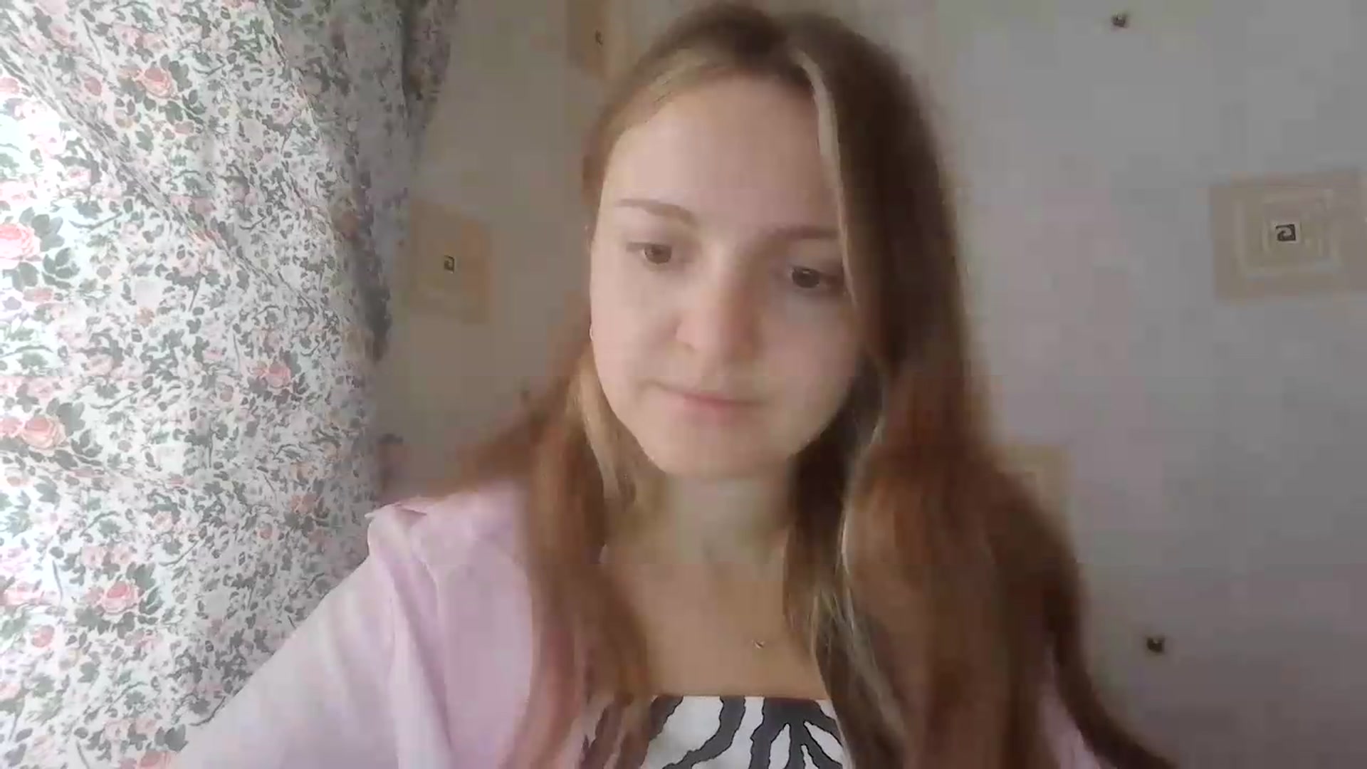 Gallery image thumbnail from MerryBerry's myfreecams stream on, 08/21/2026, 09:31 image 2 of 20