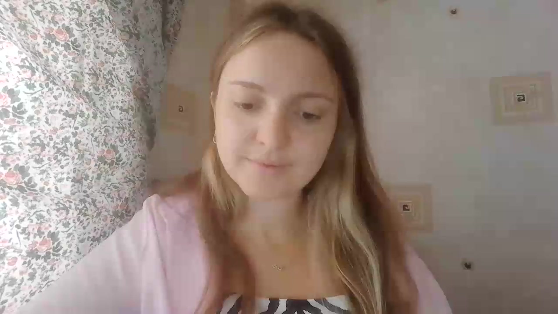 Gallery image thumbnail from MerryBerry's myfreecams stream on, 08/21/2026, 09:31 image 6 of 20