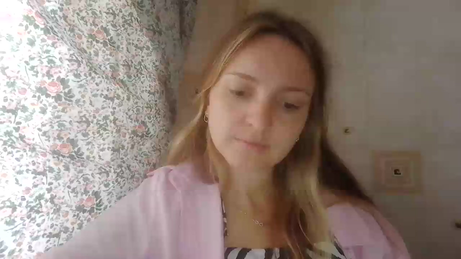 Gallery image thumbnail from MerryBerry's myfreecams stream on, 08/21/2026, 09:31 image 8 of 20