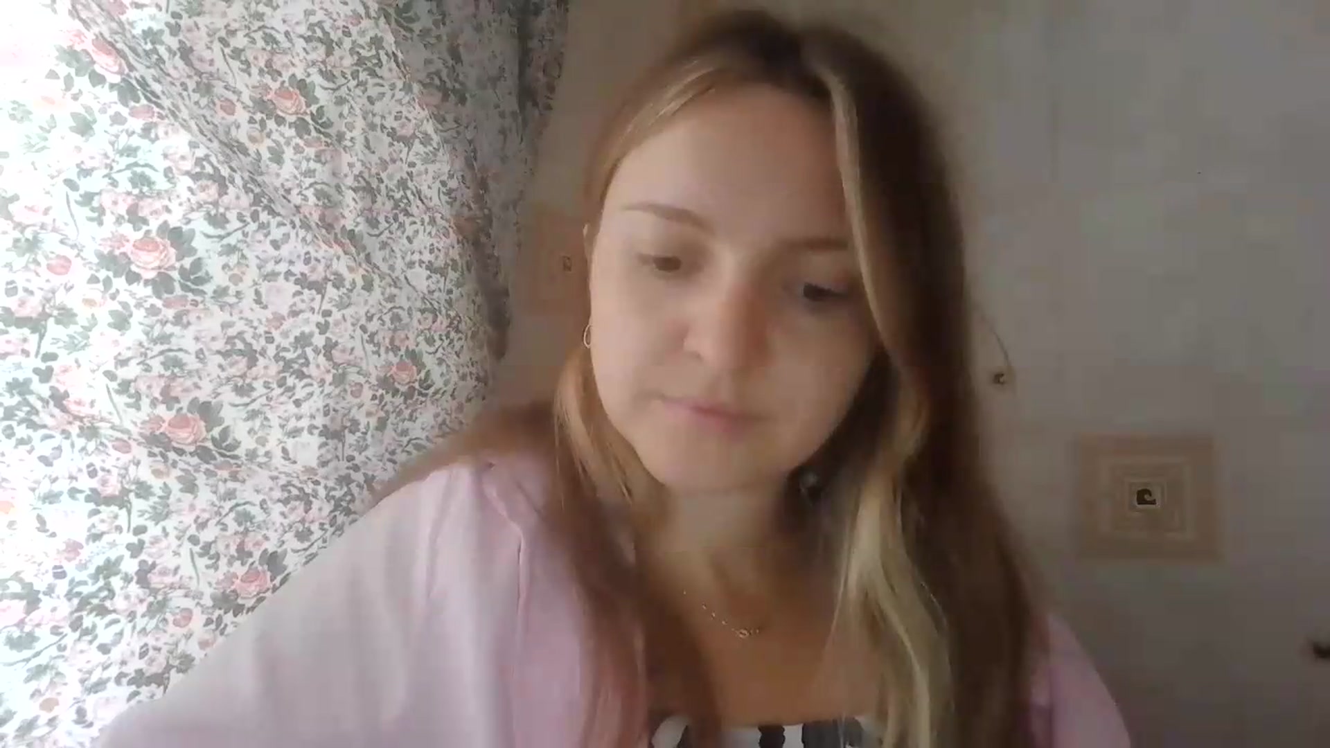 Gallery image thumbnail from MerryBerry's myfreecams stream on, 08/21/2026, 09:31 image 7 of 20