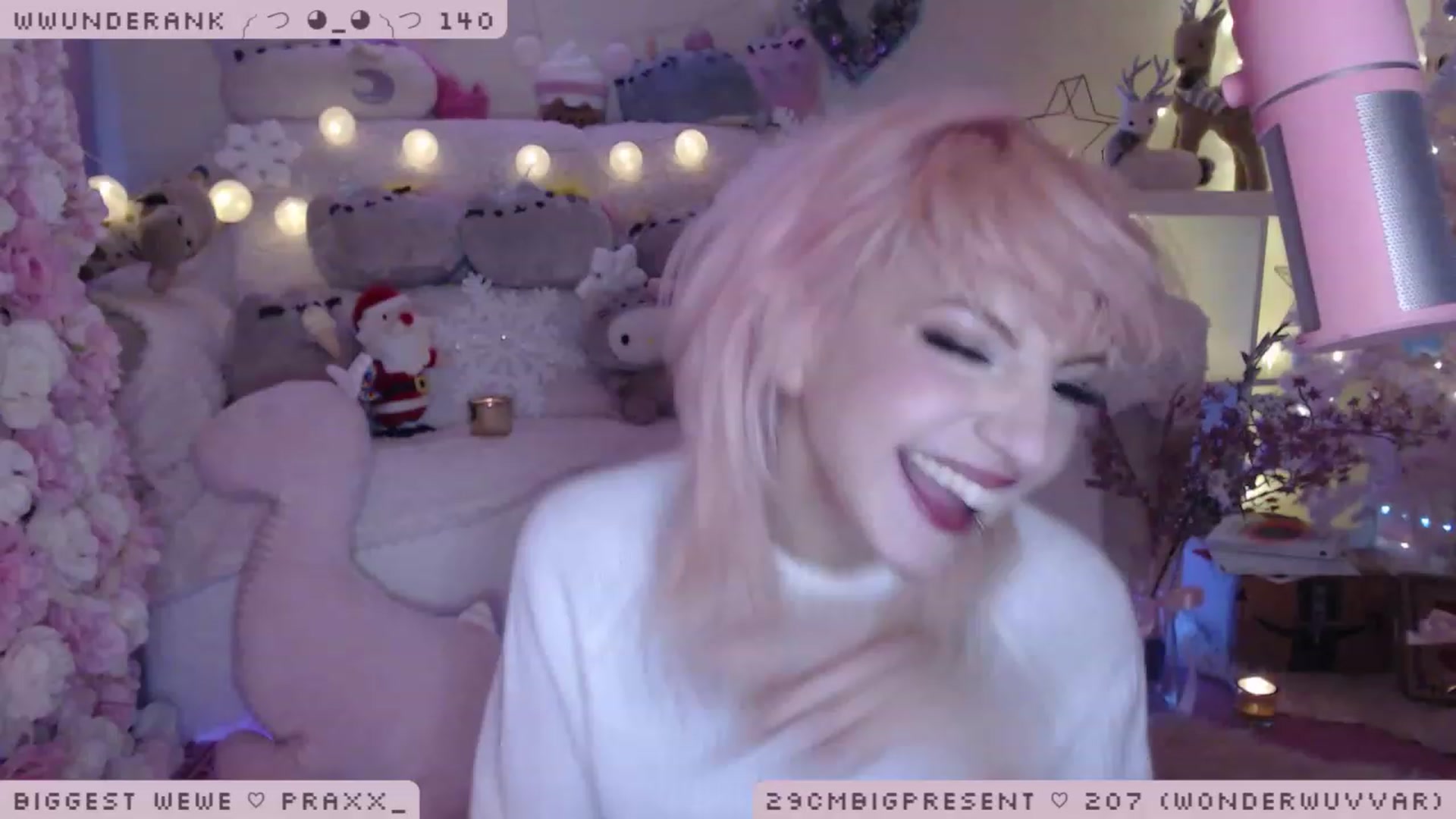 Gallery image thumbnail from MerryBishmas's myfreecams stream on, 12/16/2022, 02:45 image 10 of 20