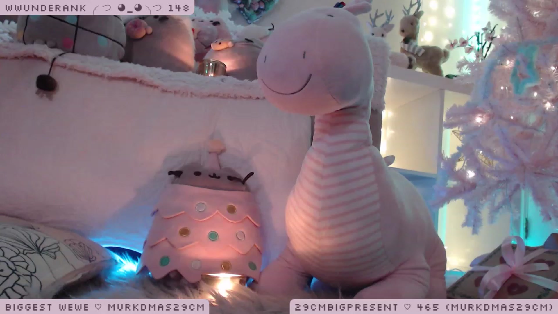 Gallery image thumbnail from MerryBishmas's myfreecams stream on, 12/18/2022, 02:50 image 8 of 20