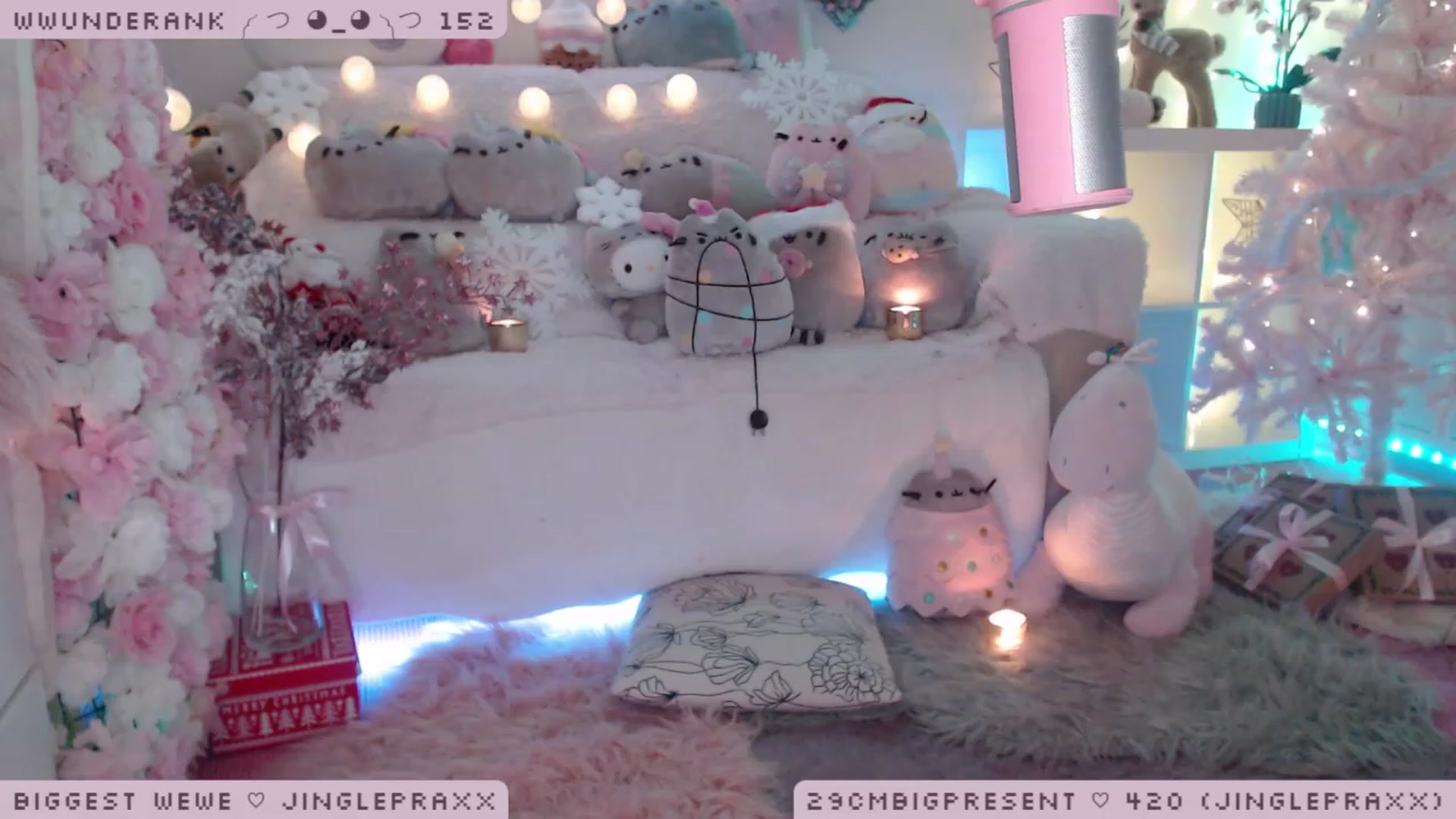 Gallery image thumbnail from MerryBishmas's myfreecams stream on, 12/18/2022, 02:50 image 1 of 20