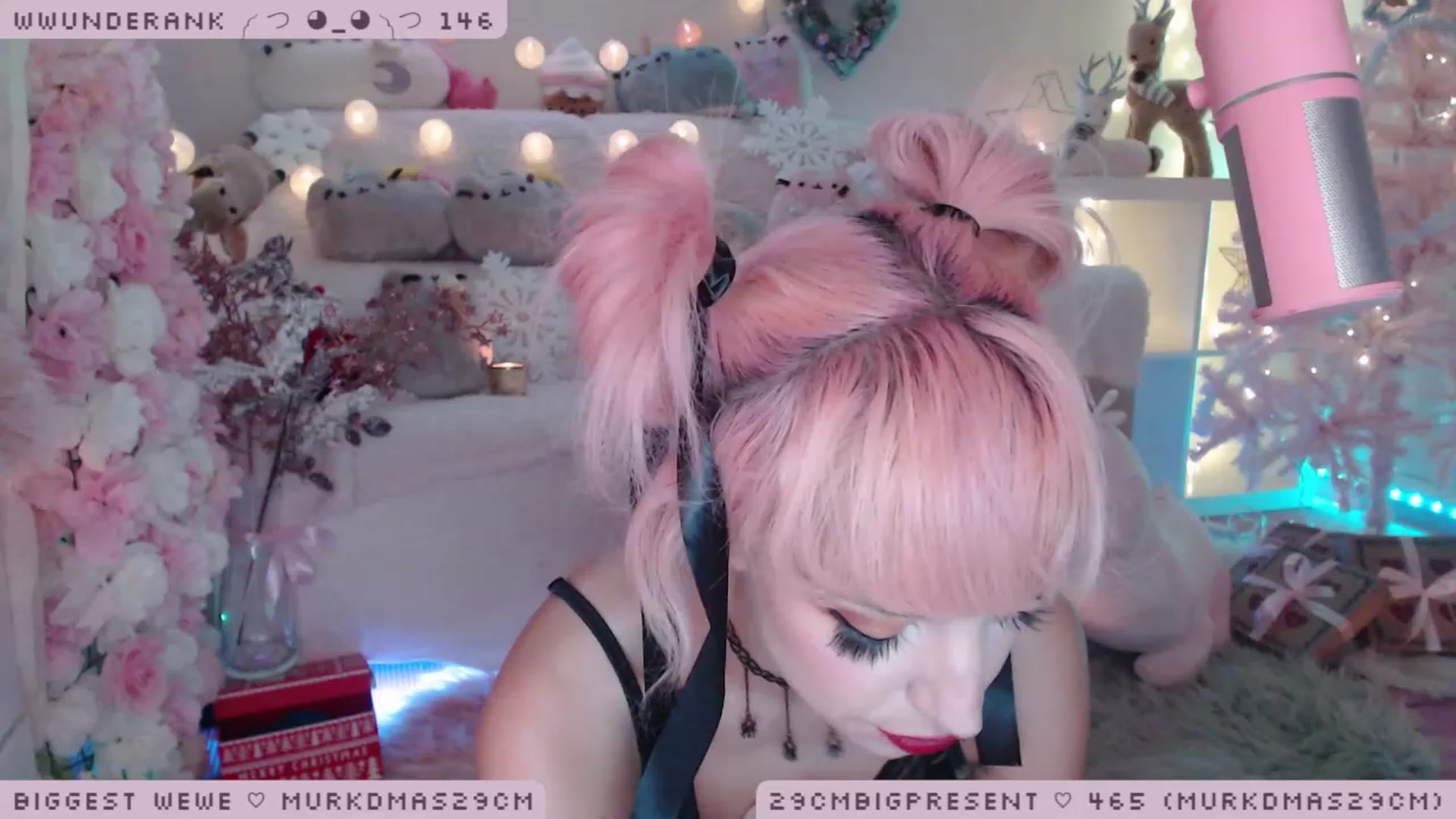 Gallery image thumbnail from MerryBishmas's myfreecams stream on, 12/18/2022, 04:10 image 14 of 20